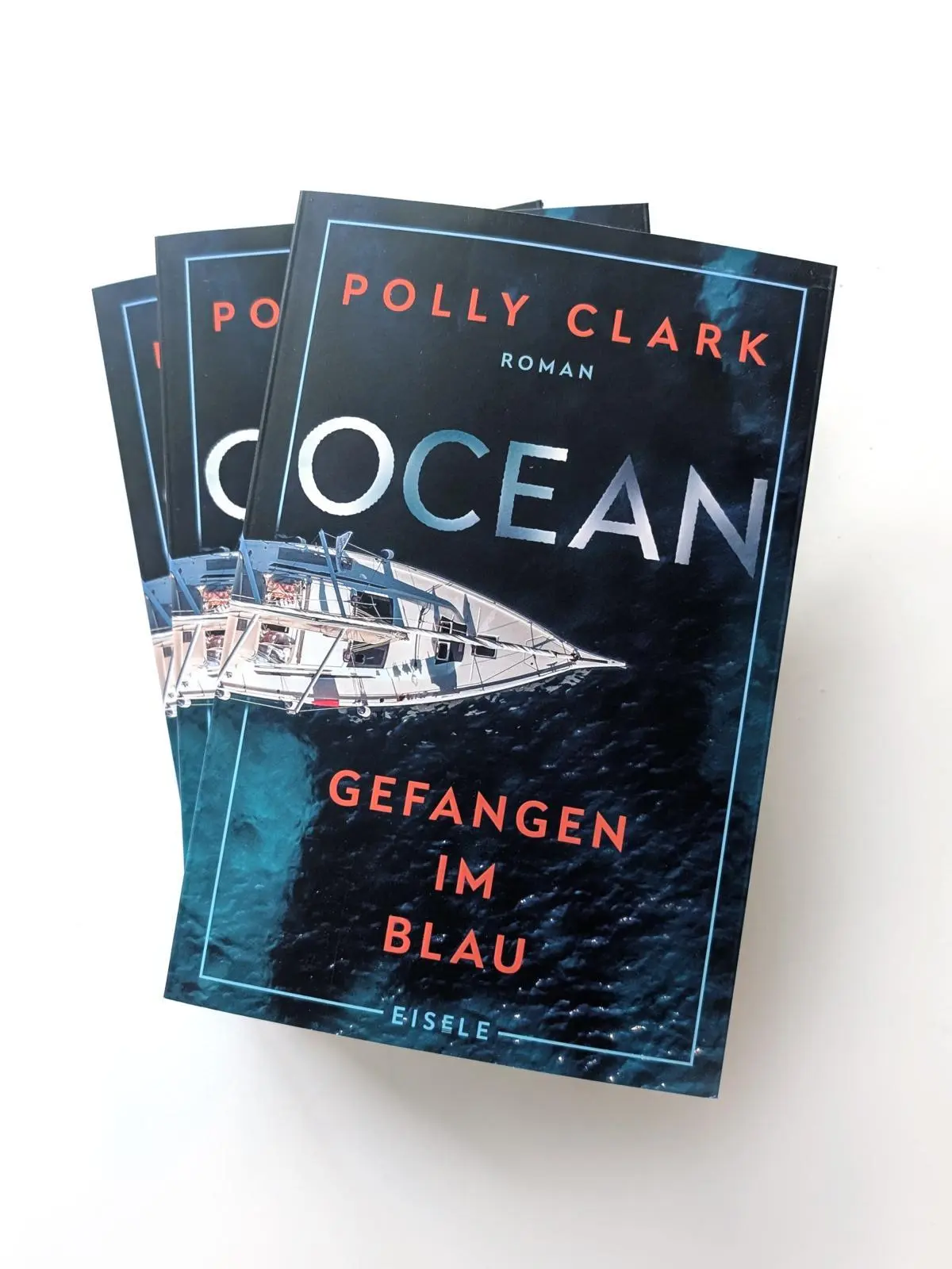 Bild: 9783961612581 | Ocean - Gefangen im Blau | Polly Clark | Taschenbuch | 336 S. | 2025