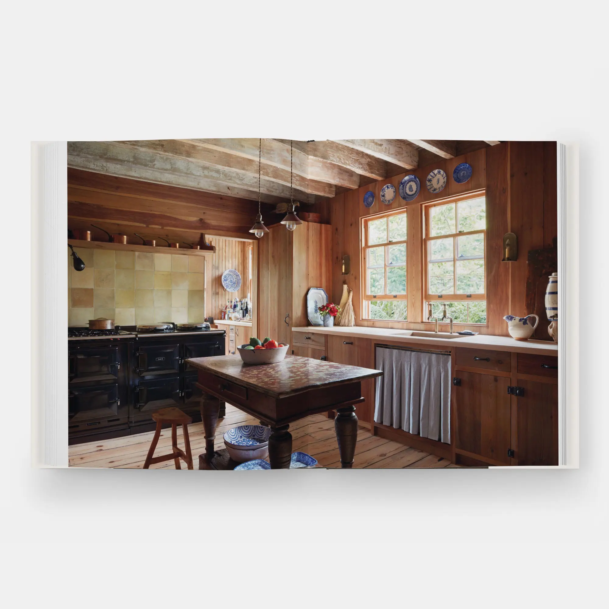 Bild: 9781580937481 | At Home in Nature | American Country Interiors | Hudson Moore | Buch