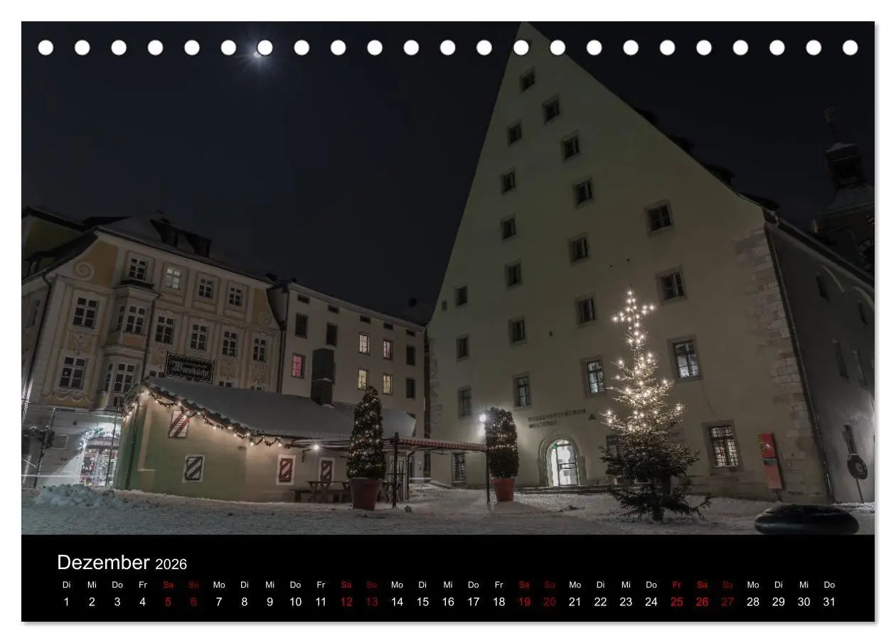 Bild: 9783516237481 | Regensburg bei Nacht (Tischkalender 2026 DIN A5 quer), CALVENDO...