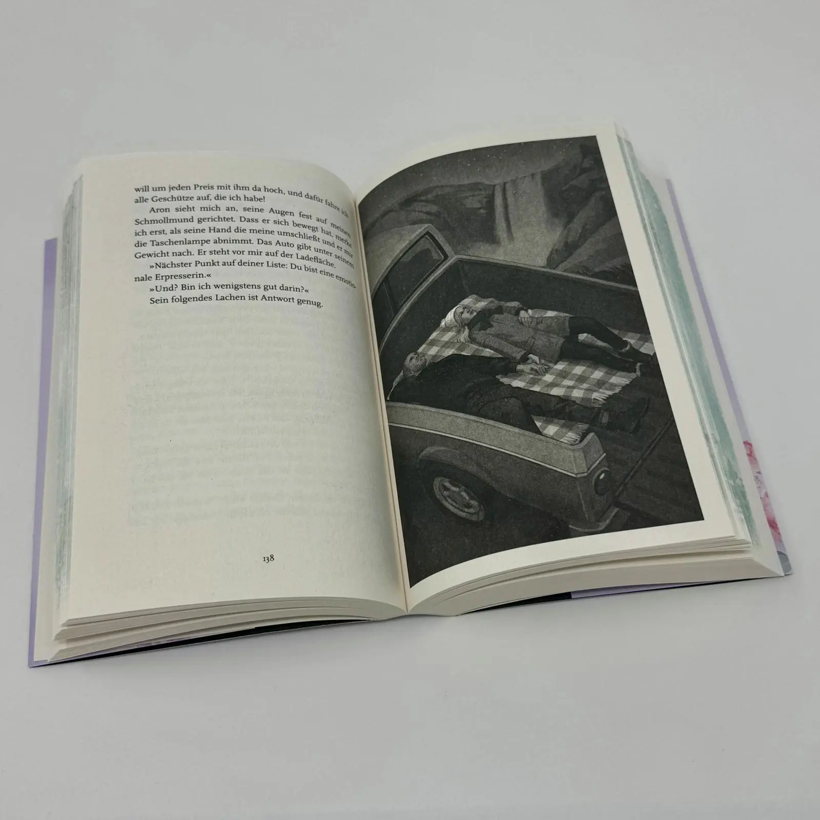 Bild: 9783958187481 | Glow Like Northern Lights | Sarah Stankewitz | Taschenbuch | 400 S.