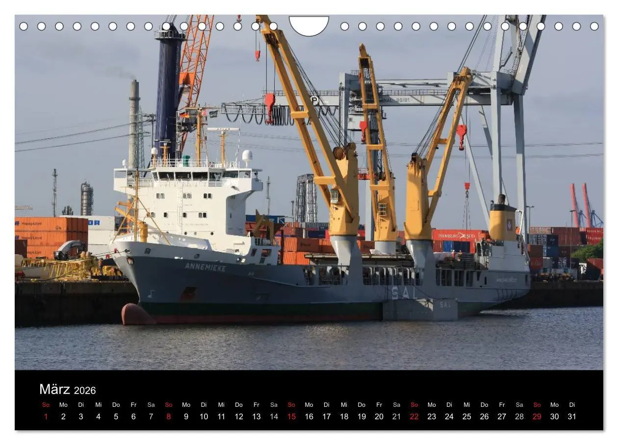 Bild: 9783516127881 | Schiffe auf der Elbe (Wandkalender 2026 DIN A4 quer), CALVENDO...