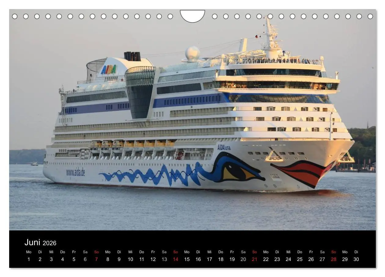 Bild: 9783516127881 | Schiffe auf der Elbe (Wandkalender 2026 DIN A4 quer), CALVENDO...