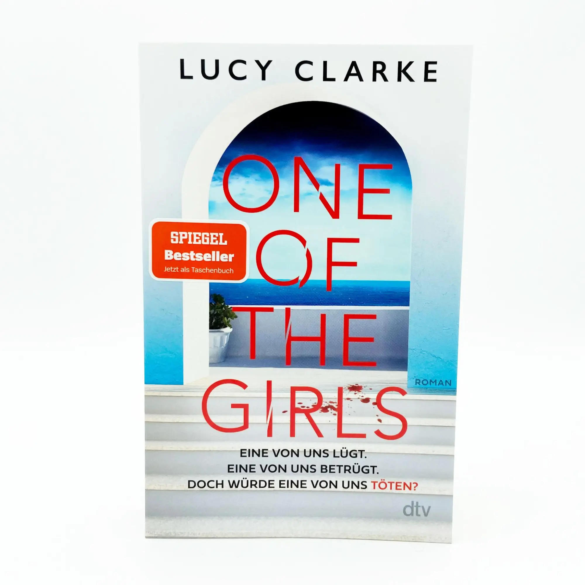 Bild: 9783423220682 | One of the Girls | Lucy Clarke | Taschenbuch | 448 S. | Deutsch | 2024