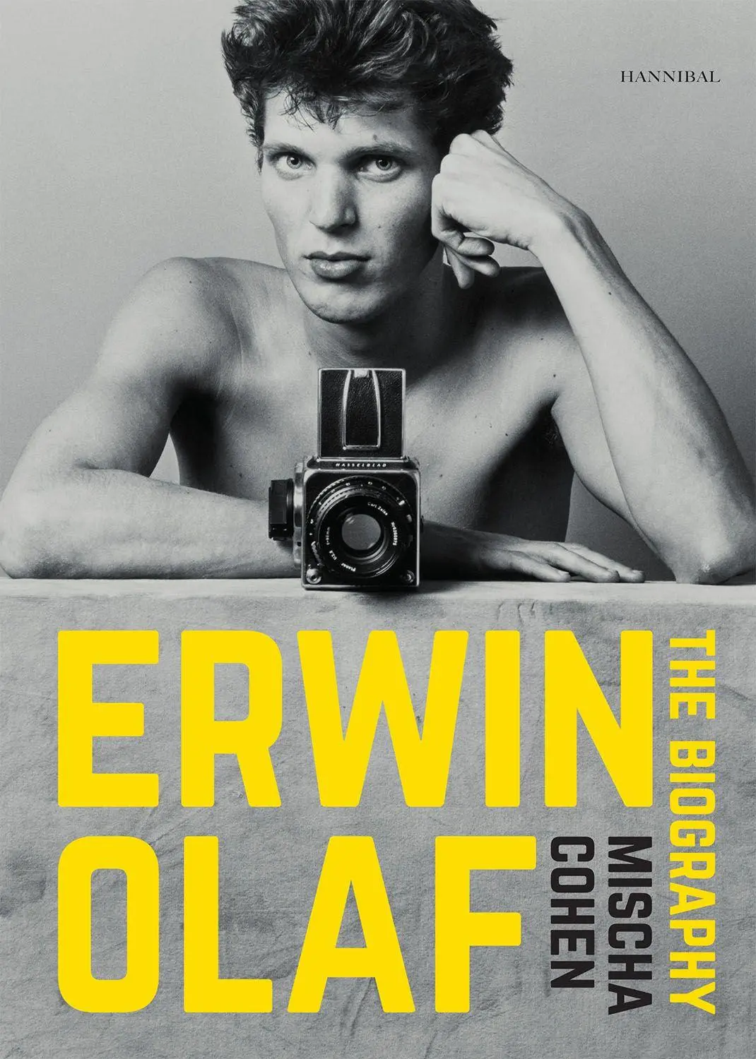 Cover: 9789464941982 | Erwin Olaf: The Biography | Mischa Cohen | Buch | 416 S. | Englisch