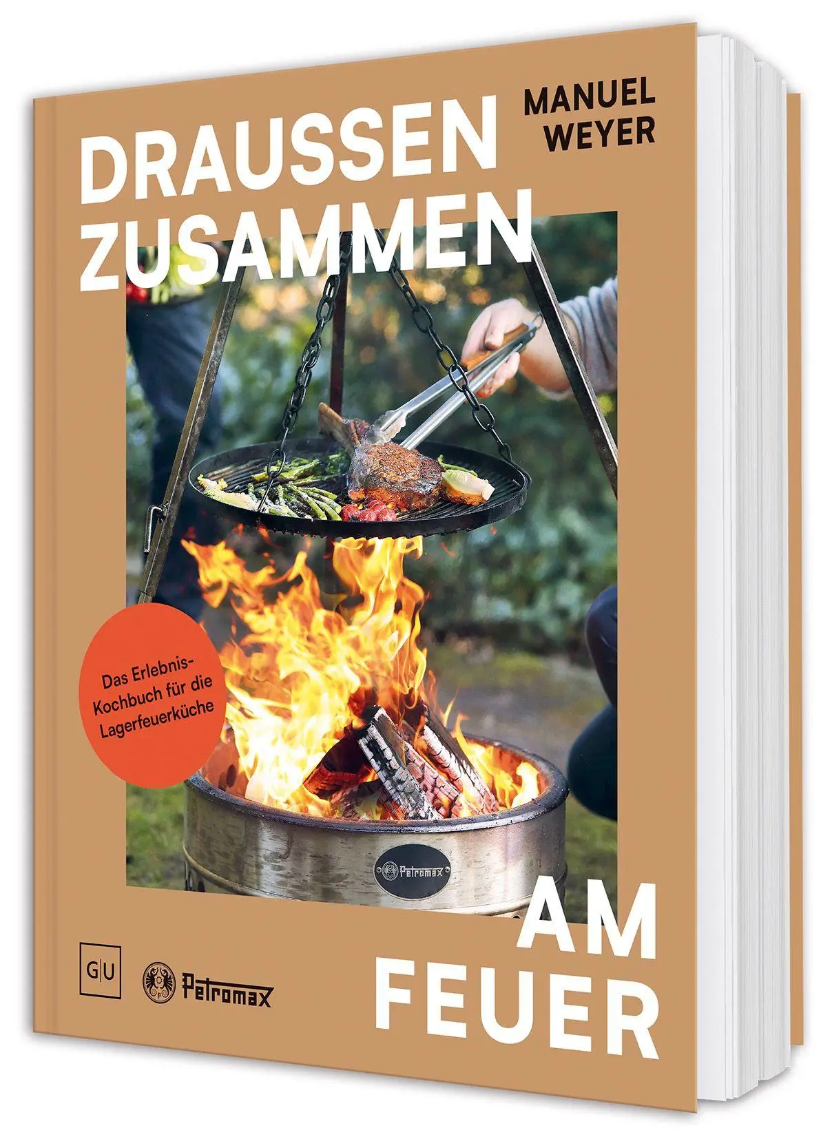 Cover: 9783758902482 | Petromax - Draußen zusammen am Feuer | Manuel Weyer | Buch | 240 S.