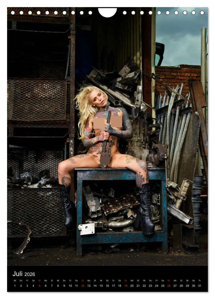 Bild: 9783516402582 | TATTOO NUDES (Wandkalender 2026 DIN A4 hoch), CALVENDO Monatskalender