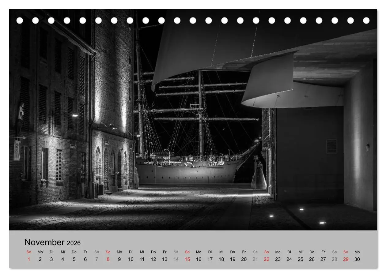 Bild: 9783516033182 | Hansestadt Stralsund bei Nacht (mit GPS-Koordinaten) (Tischkalender...
