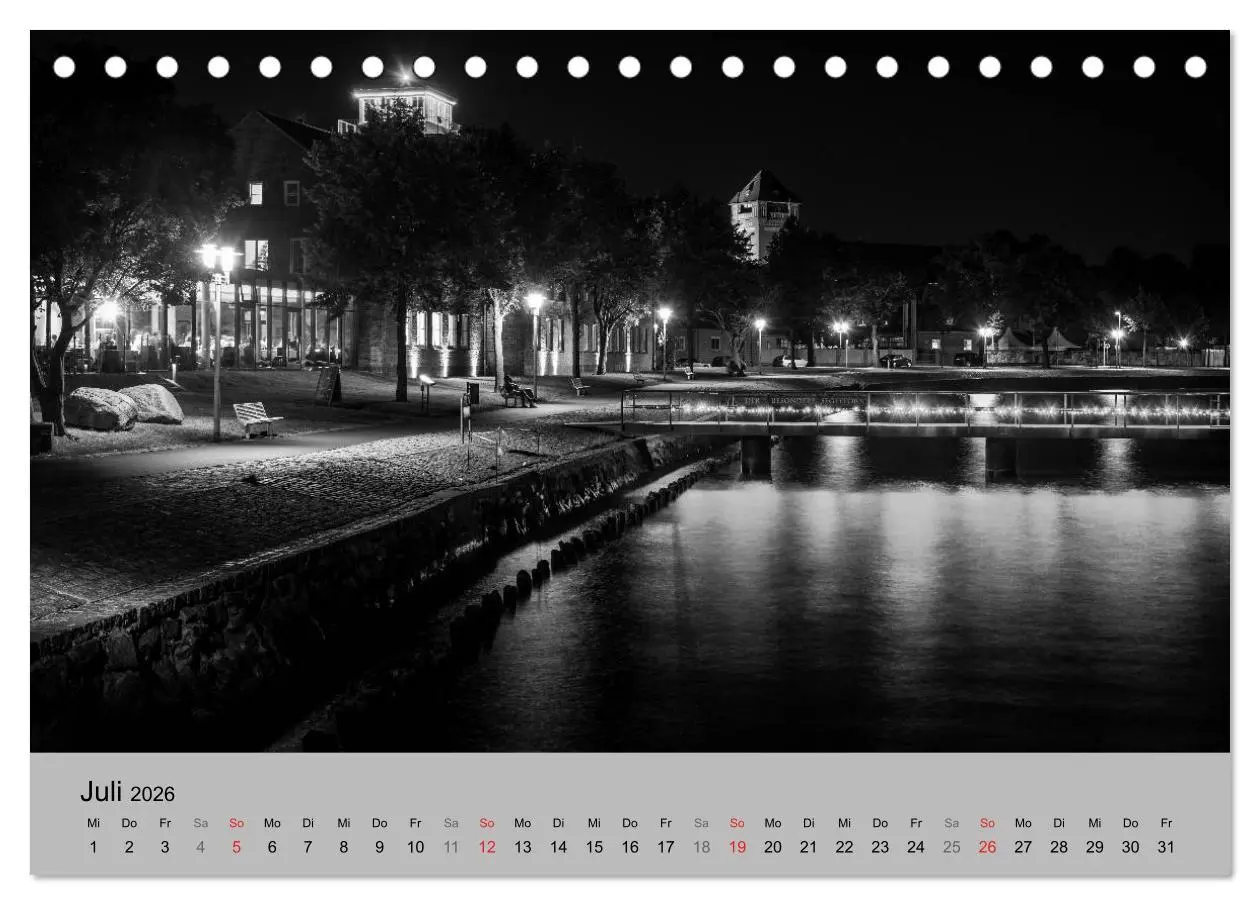Bild: 9783516033182 | Hansestadt Stralsund bei Nacht (mit GPS-Koordinaten) (Tischkalender...