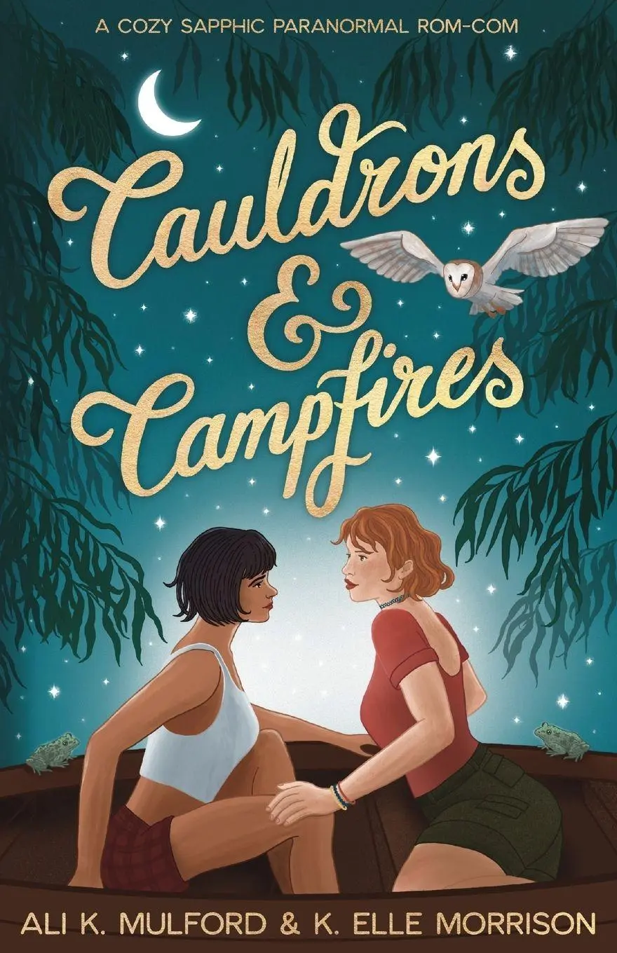 Cover: 9781923184282 | Cauldrons &amp; Campfires | A cozy sapphic paranormal rom-com | Buch