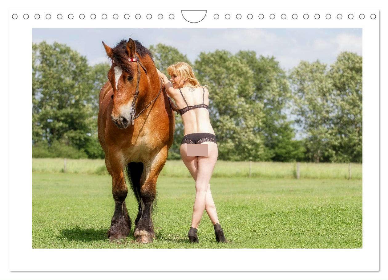 Bild: 9783435724482 | Titanen Girls 2025 - erotische Frauen und starke Pferde...