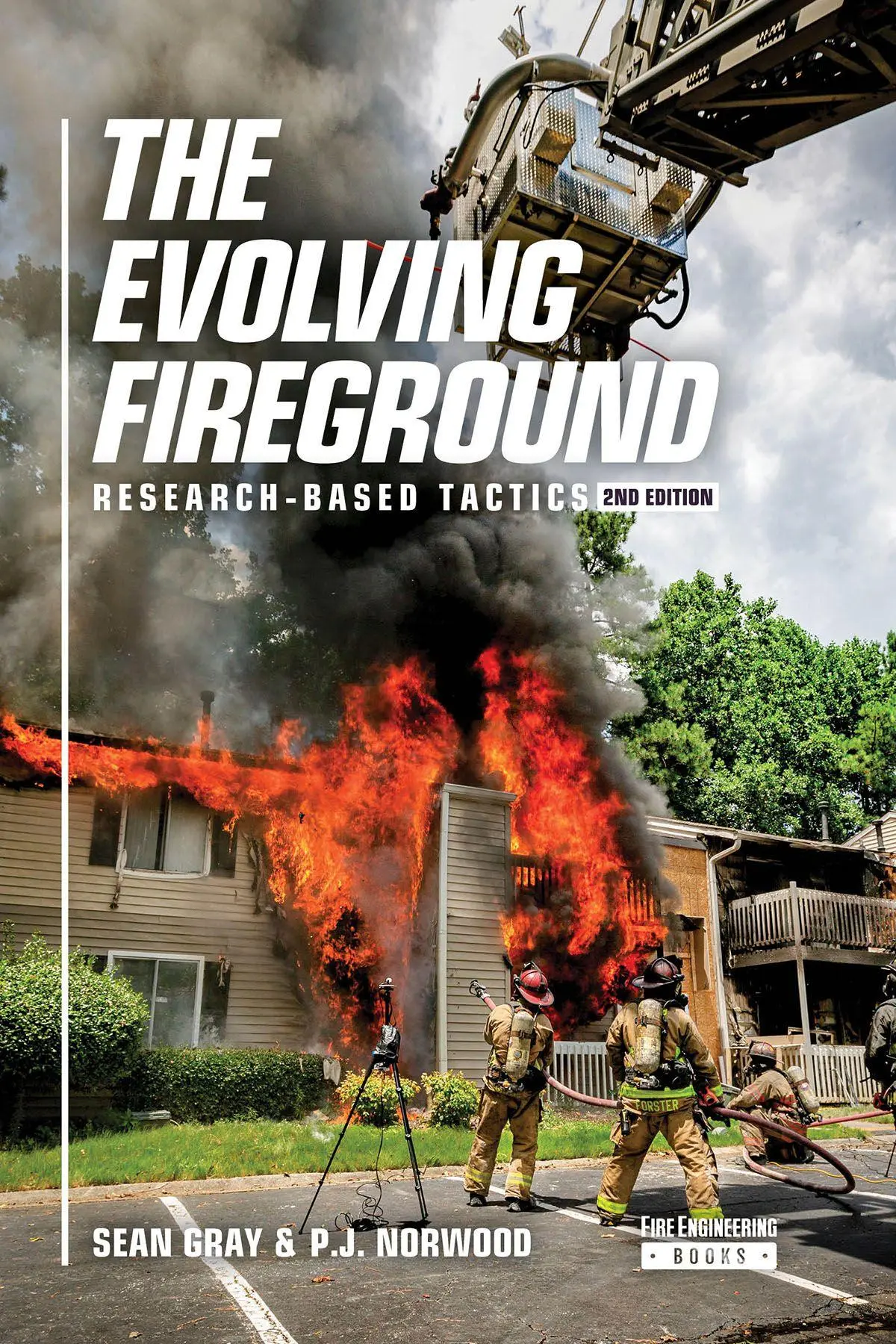 Cover: 9781593705282 | The Evolving Fireground | Research-Based Tactics | Norwood (u. a.)