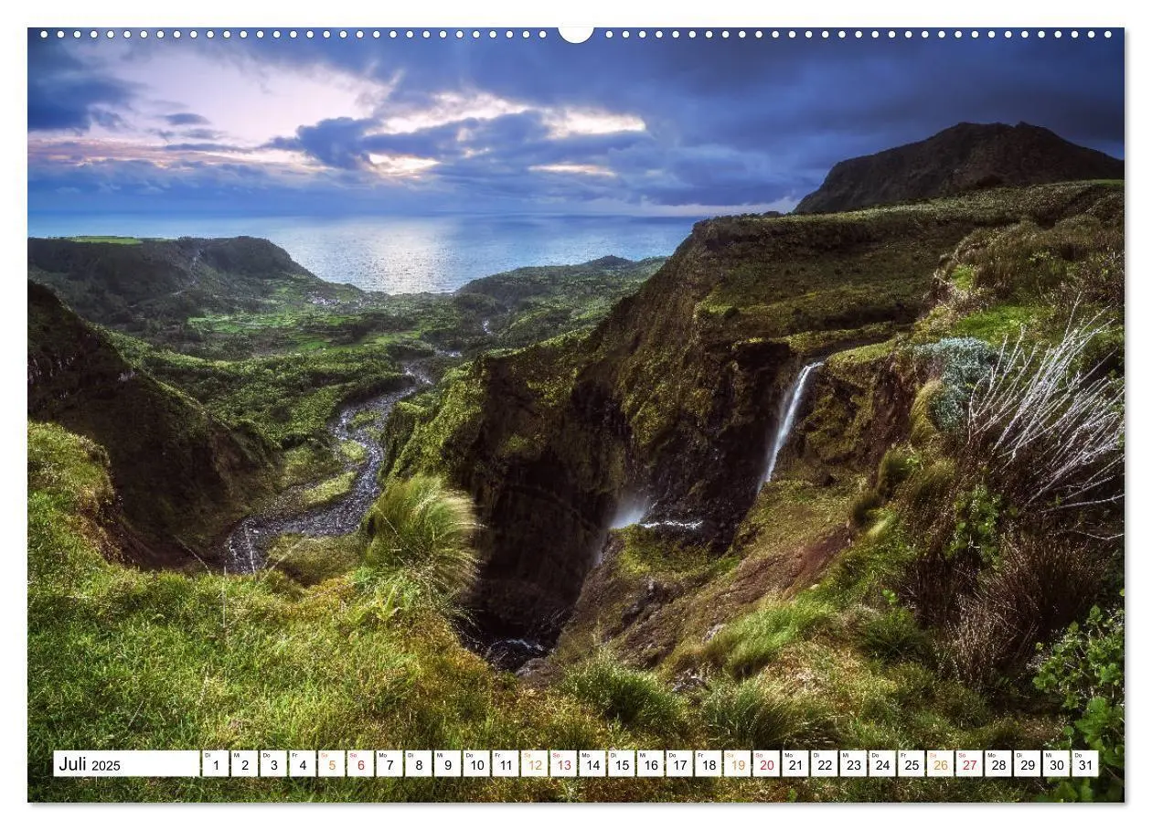 Bild: 9783435317882 | Azoren - Paradies im Atlantik (Wandkalender 2025 DIN A2 quer),...