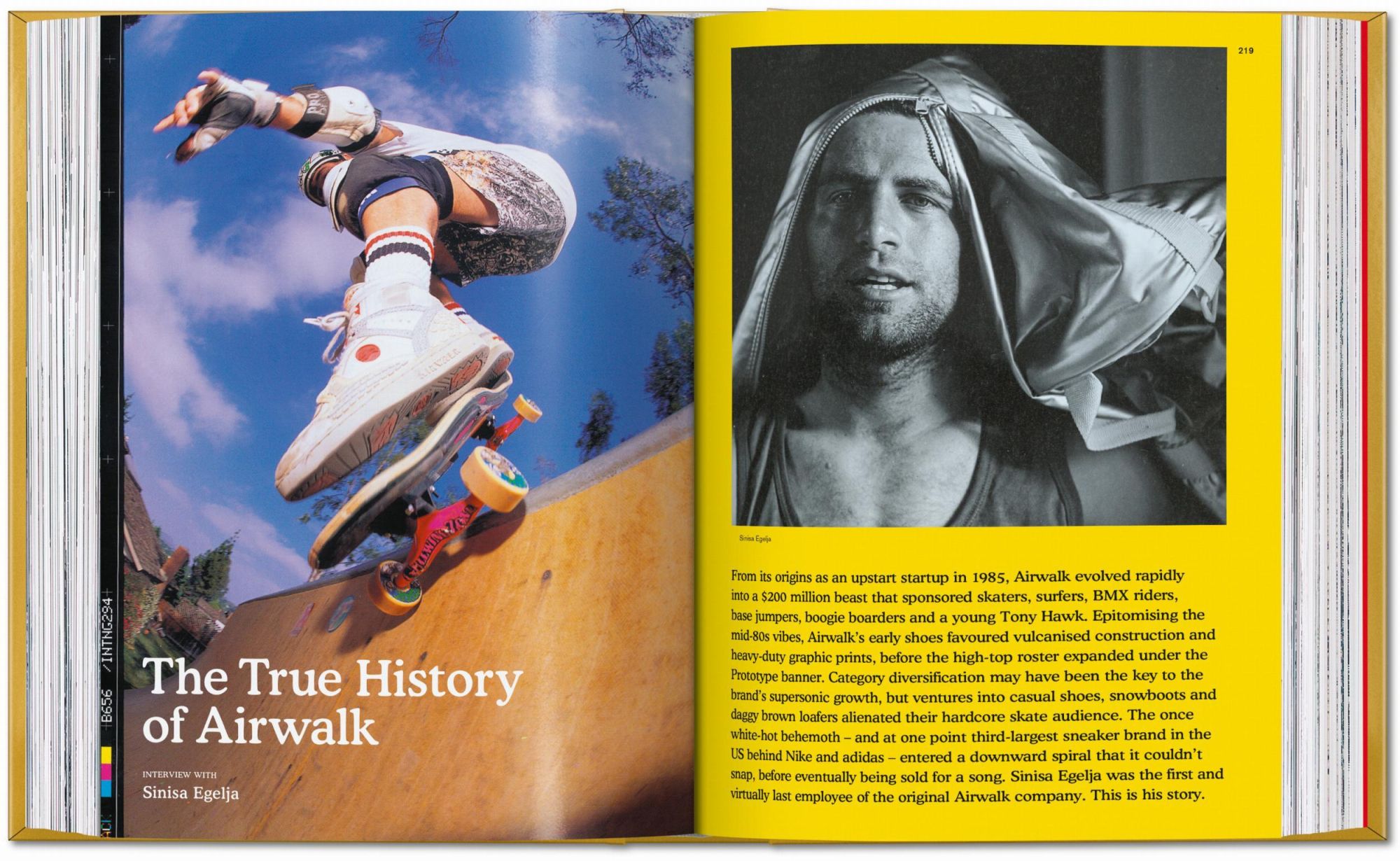 Bild: 9783836597982 | Sneaker Freaker. The Ultimate Sneaker Book. 45th Ed. | Simon Wood