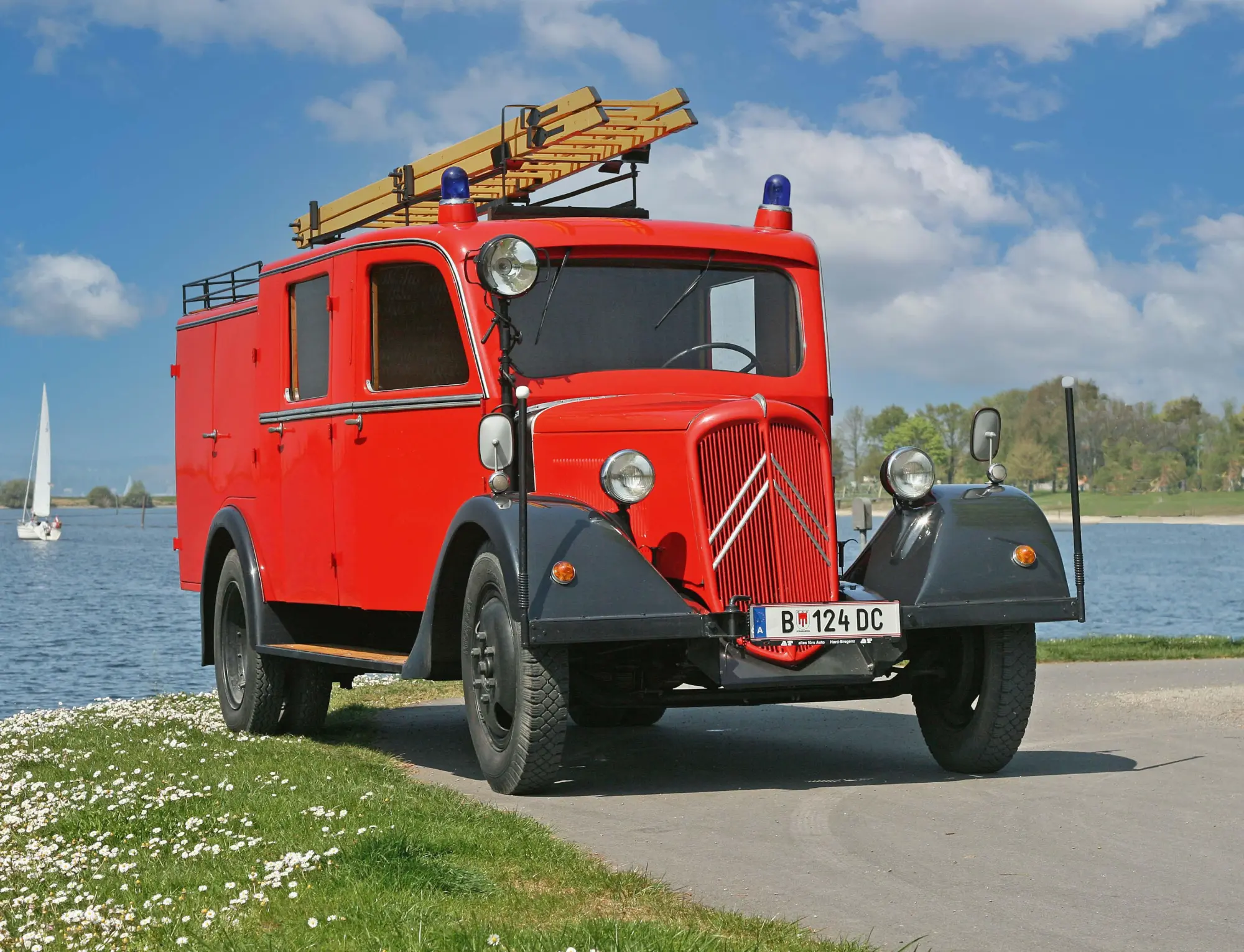 Bild: 9783690190183 | Kalender Feuerwehr 2026 Eintragkalender | Wandkalender | Profeld