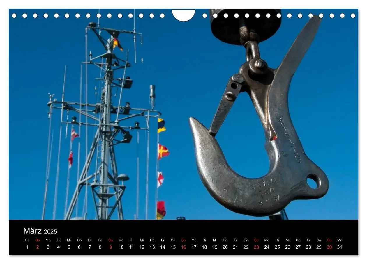 Bild: 9783435733583 | Marinestützpunkt Kiel (Wandkalender 2025 DIN A4 quer), CALVENDO...
