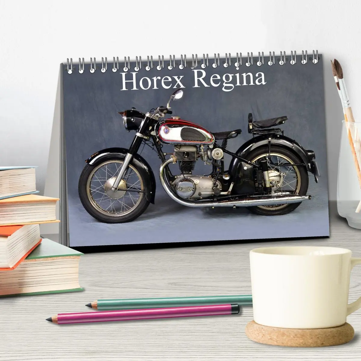 Bild: 9783516214383 | Horex Regina (Tischkalender 2026 DIN A5 quer), CALVENDO Monatskalender
