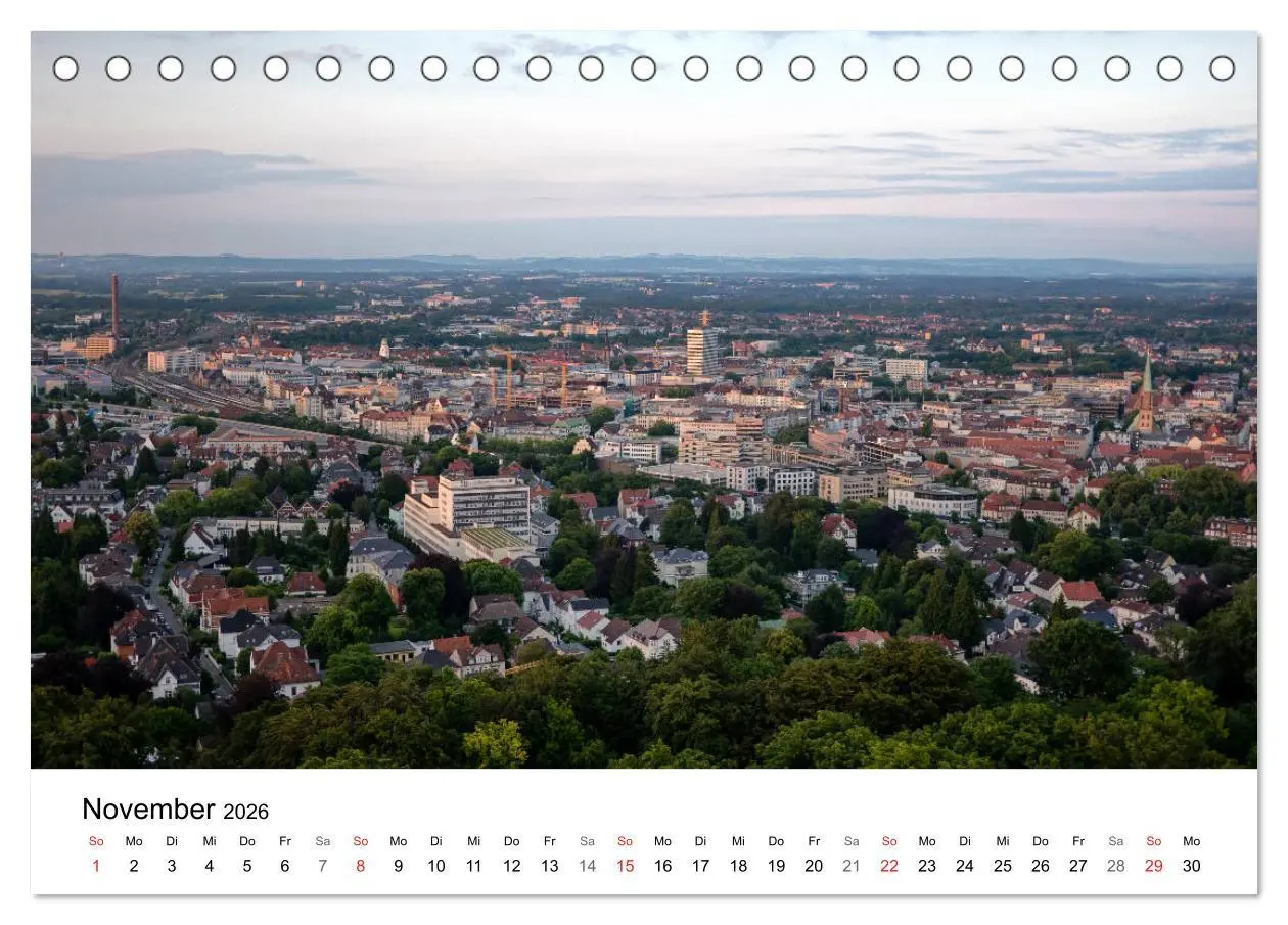 Bild: 9783457906583 | BIELEFELD aus der Vogelperspektive (Tischkalender 2026 DIN A5...