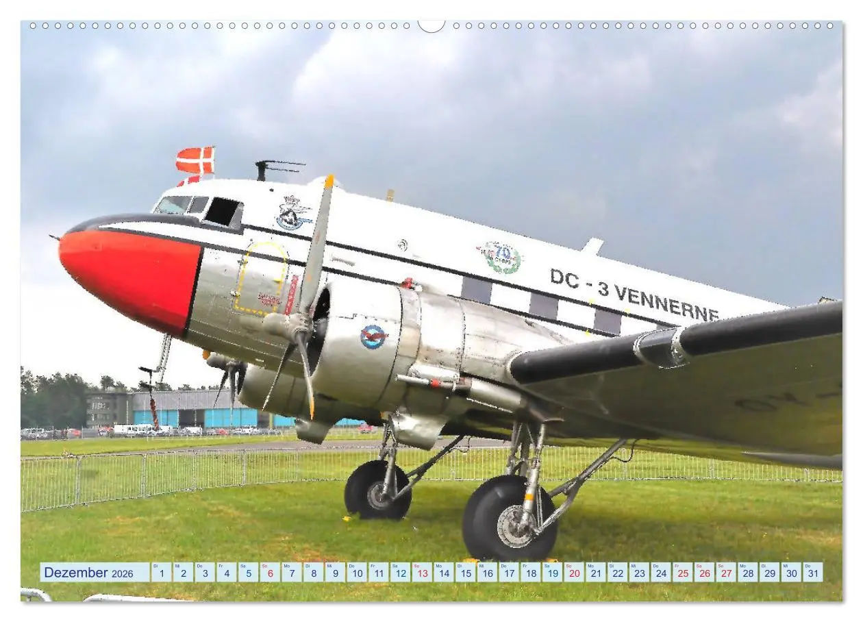 Bild: 9783457688083 | Rückkehr der Rosinenbomber (hochwertiger Premium Wandkalender 2026...