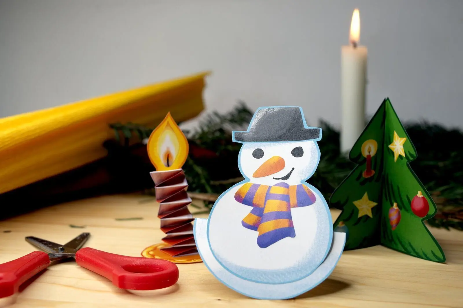 Bild: 9783845869483 | Mein erstes Sticker-Bastelheft - Weihnachten | Sabine Legien | Buch