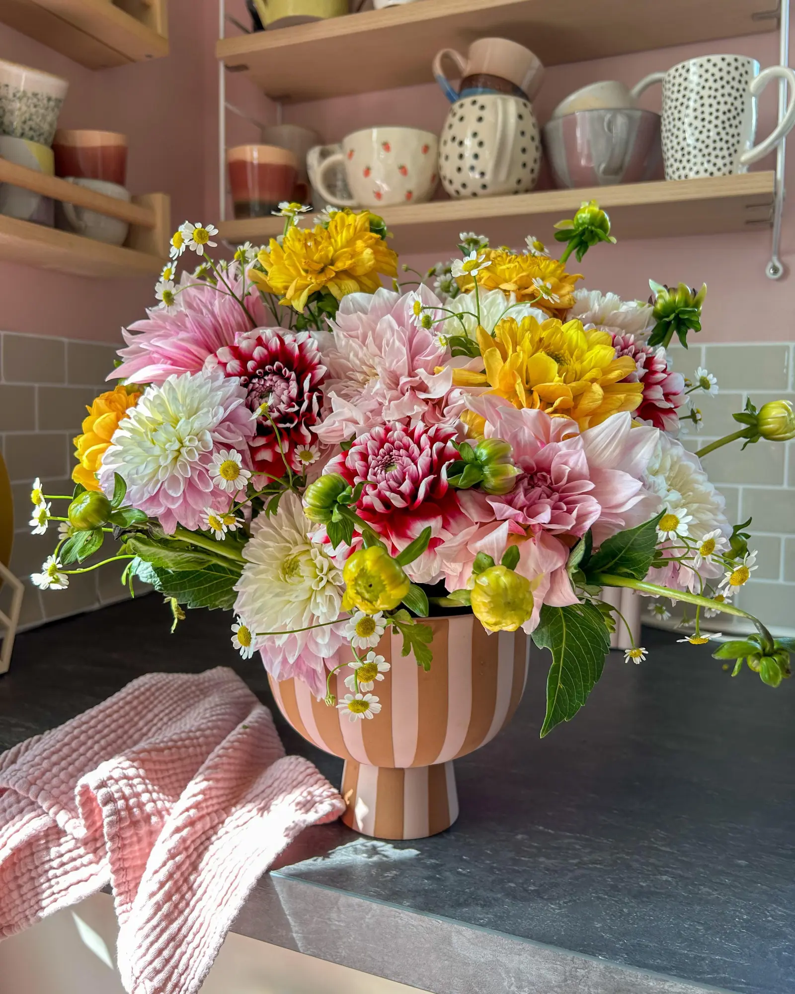 Bild: 9783838839783 | Colorful Home: Bring Farbe in dein Zuhause | Katrin Dworack | Buch