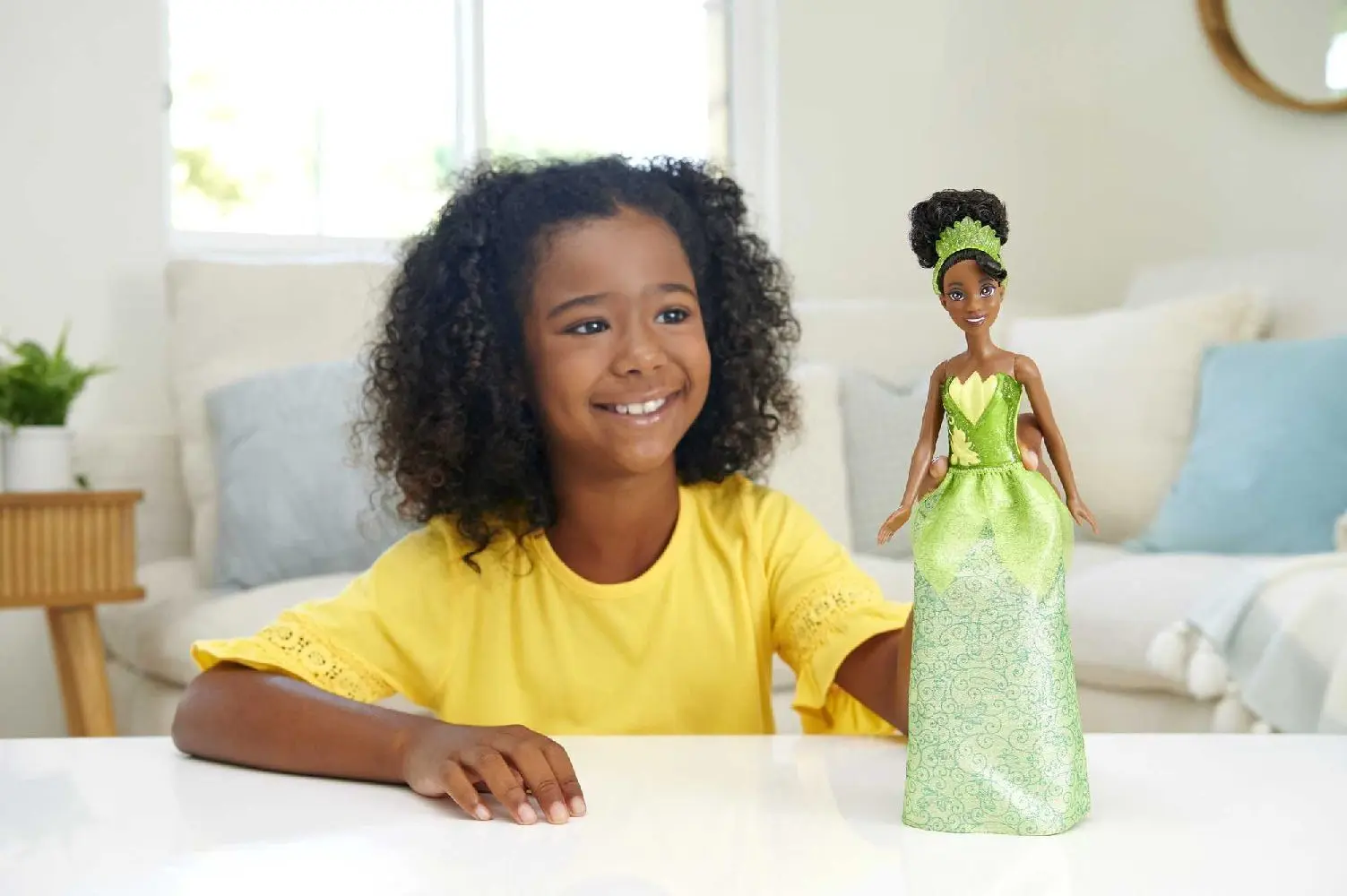 Bild: 194735120284 | Disney Prinzessin Tiana-Puppe | In Blister | HLW04 | 2023 | Mattel
