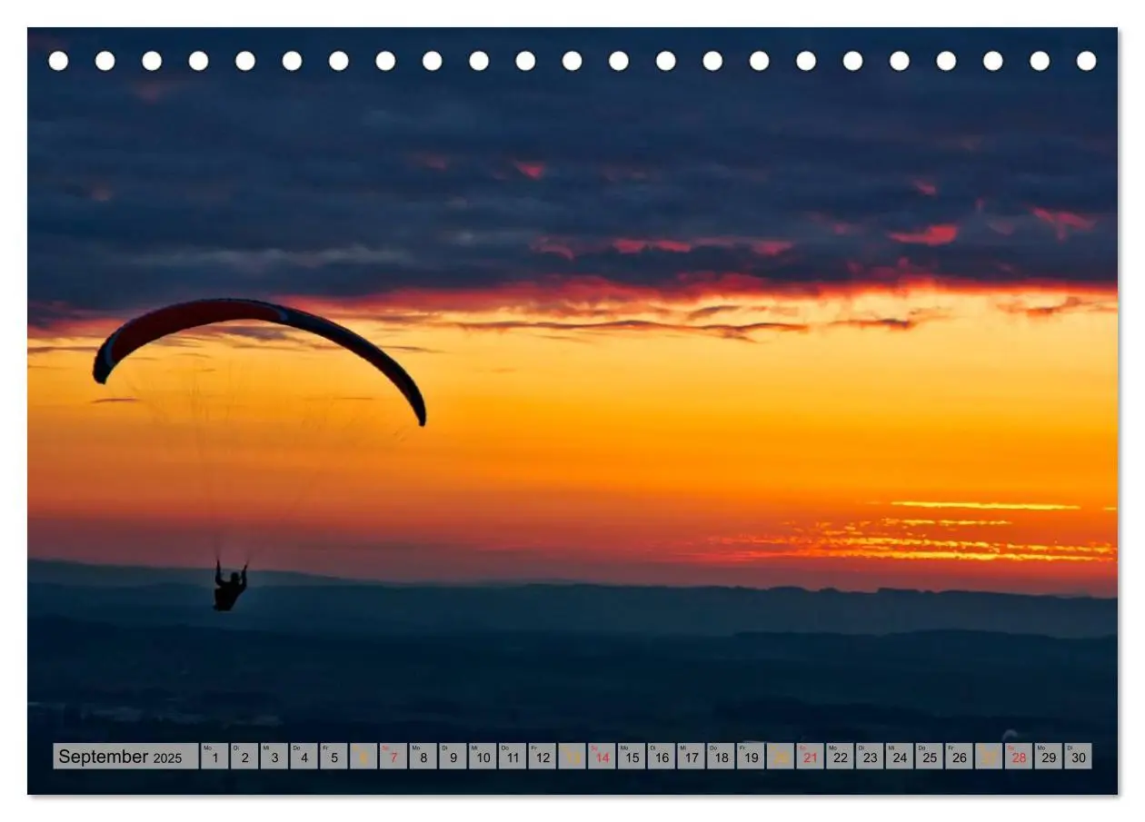 Bild: 9783435590384 | Frei sein - Paragliding (Tischkalender 2025 DIN A5 quer), CALVENDO...