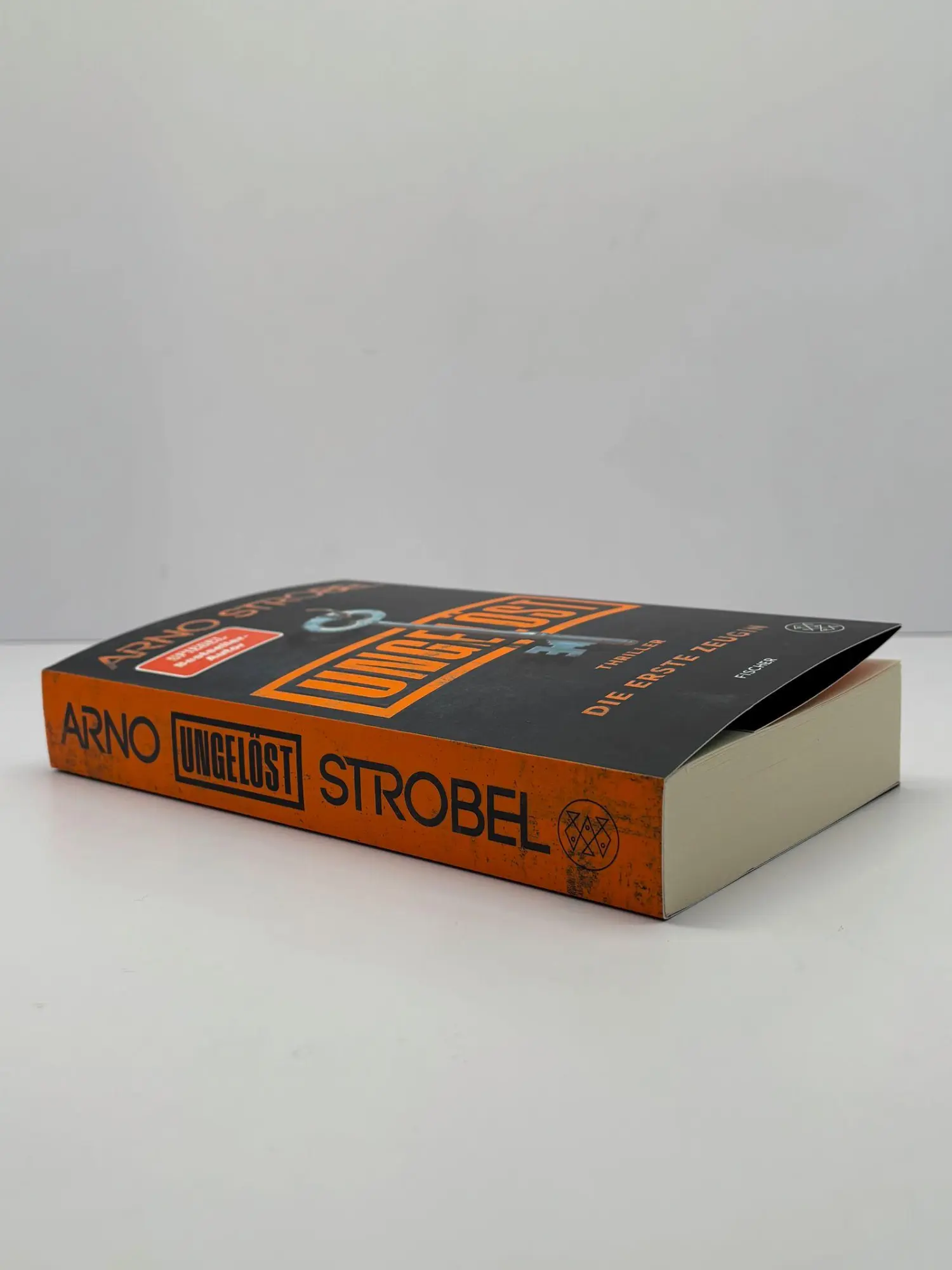Bild: 9783596712984 | Ungelöst - Die erste Zeugin | Arno Strobel | Taschenbuch | 384 S.