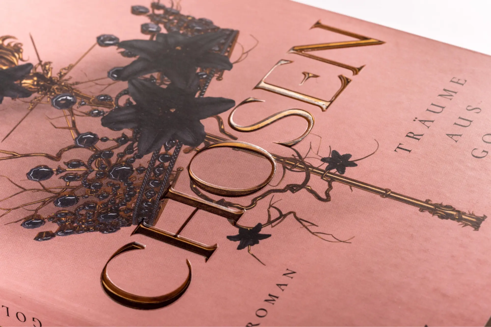 Bild: 9783453323384 | Chosen - Träume aus Gold | Roman | Emily Bähr | Taschenbuch | 416 S.