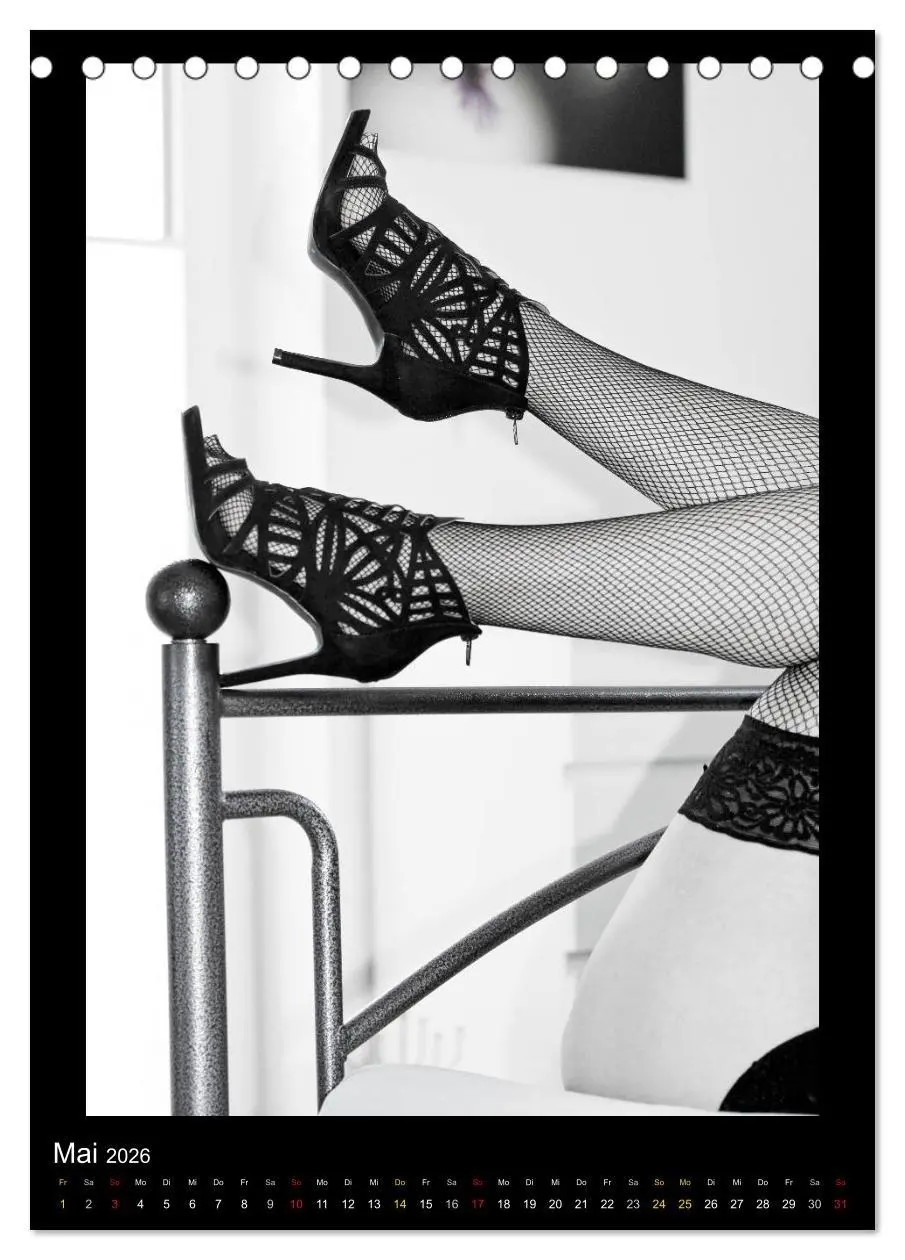 Bild: 9783516393484 | Beine, Erotische Ansichten (Tischkalender 2026 DIN A5 hoch),...
