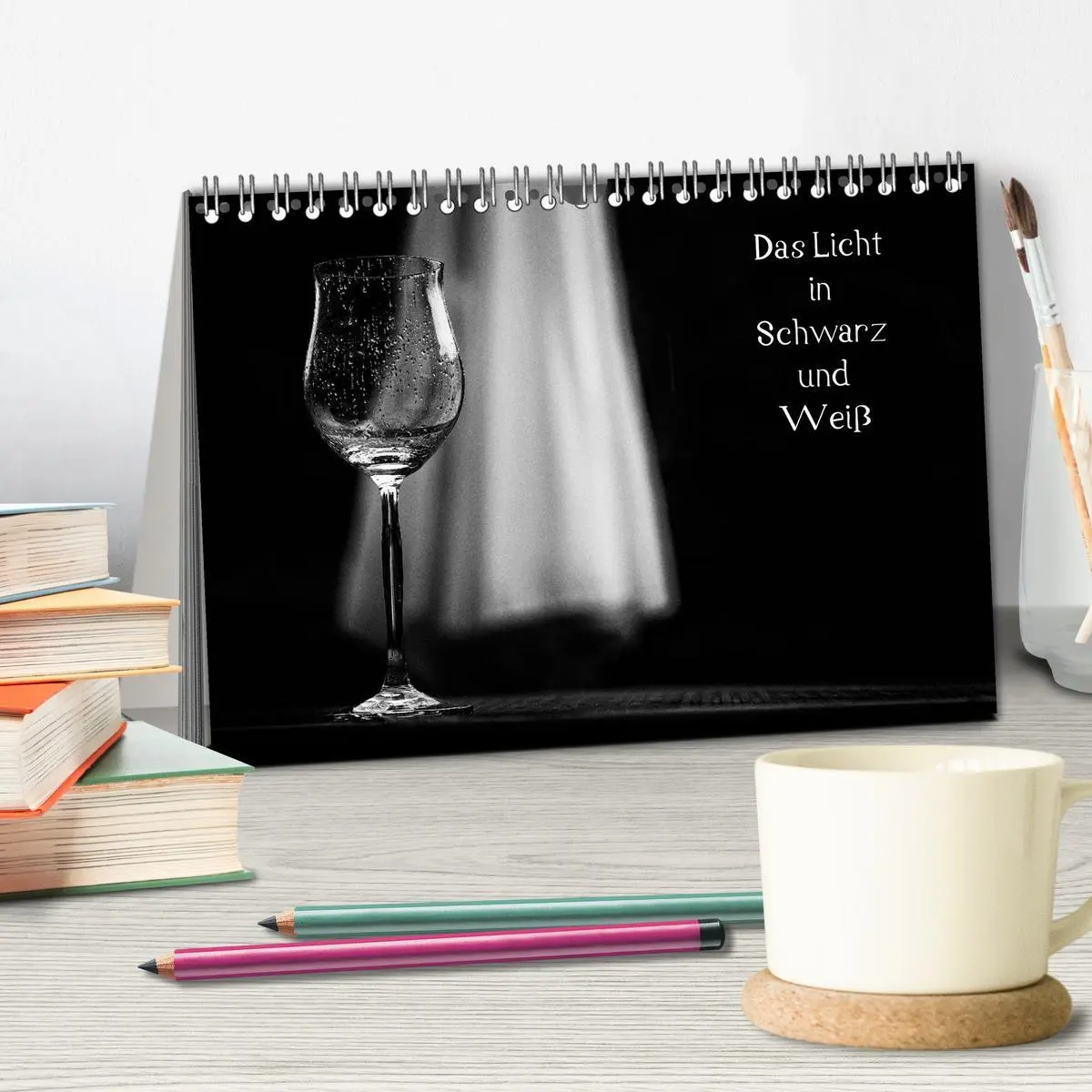 Bild: 9783516154184 | Das Licht in Schwarz und Weiß (Tischkalender 2026 DIN A5 quer),...