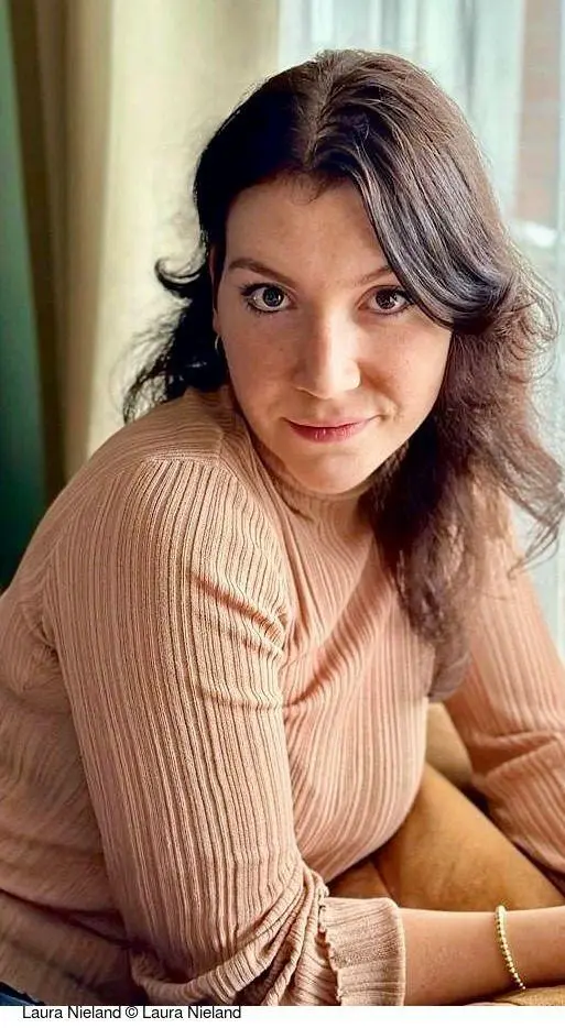 Autor: 9783741304484 | Der Mallorca Mord Club - Spuren im Sand | Urlaubskrimi | Laura Nieland