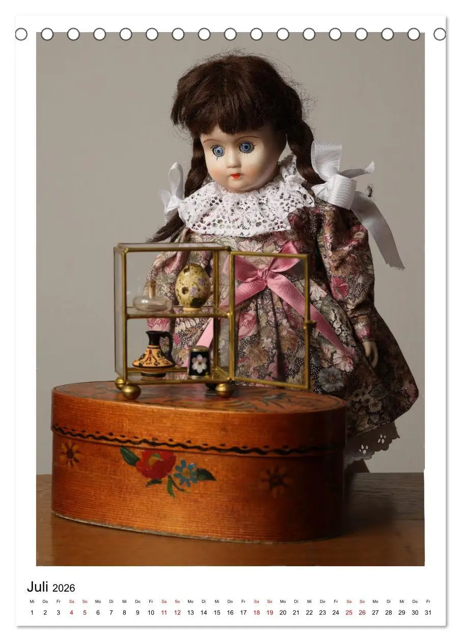 Bild: 9783516354584 | Historische Puppen (Tischkalender 2026 DIN A5 hoch), CALVENDO...