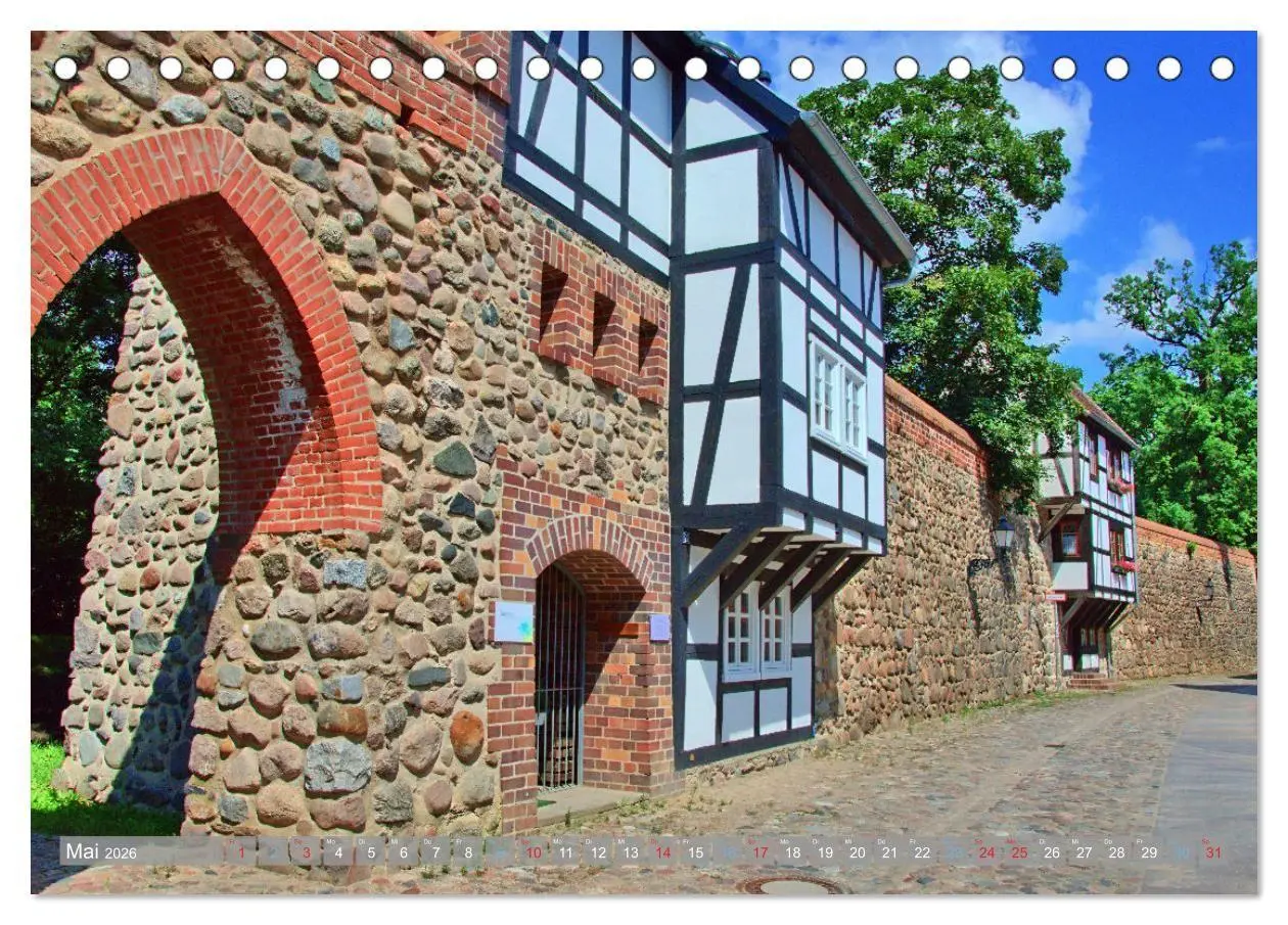Bild: 9783516705584 | Neubrandenburg - Stadt der 4 Türme (Tischkalender 2026 DIN A5...