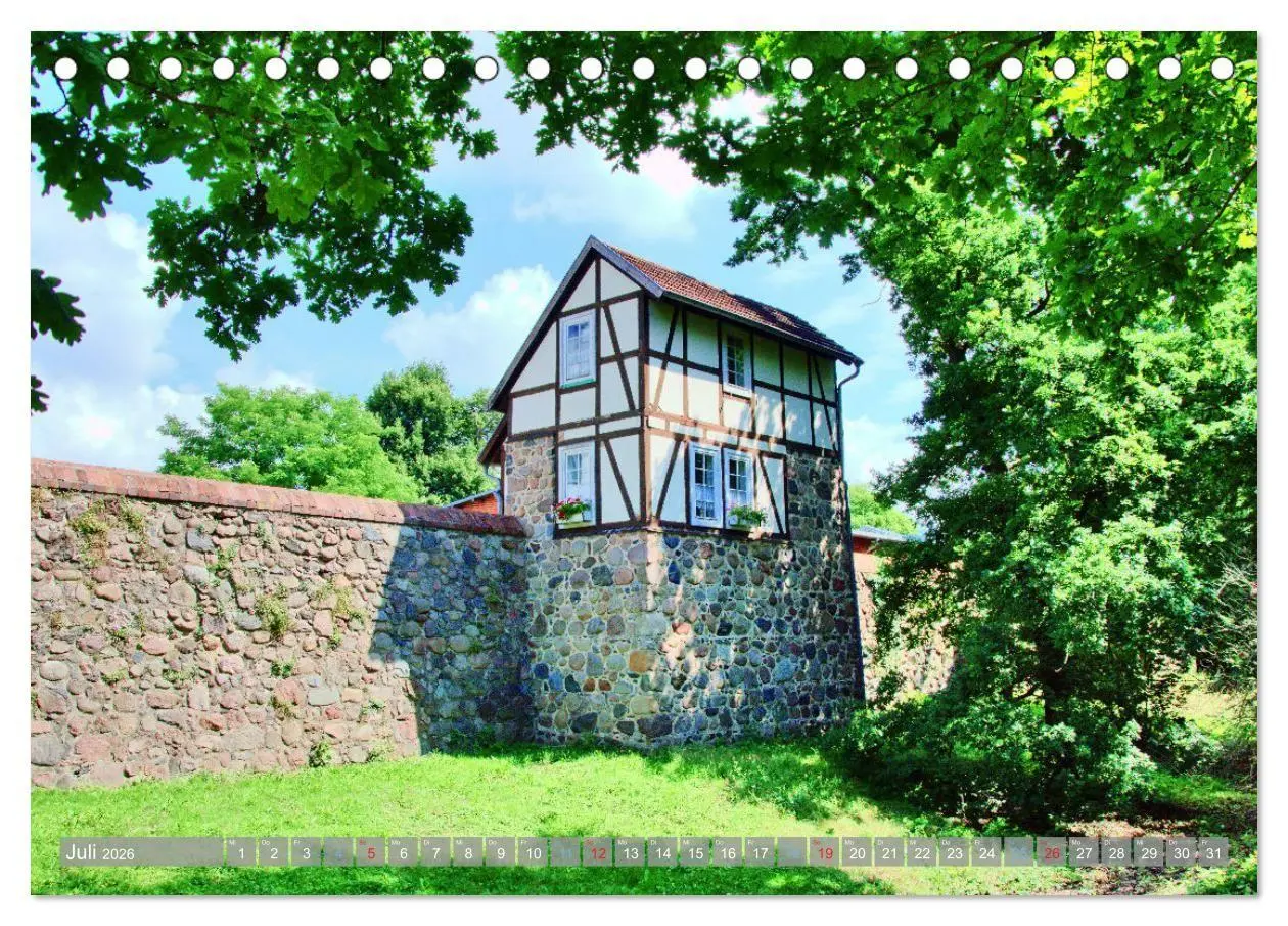 Bild: 9783516705584 | Neubrandenburg - Stadt der 4 Türme (Tischkalender 2026 DIN A5...