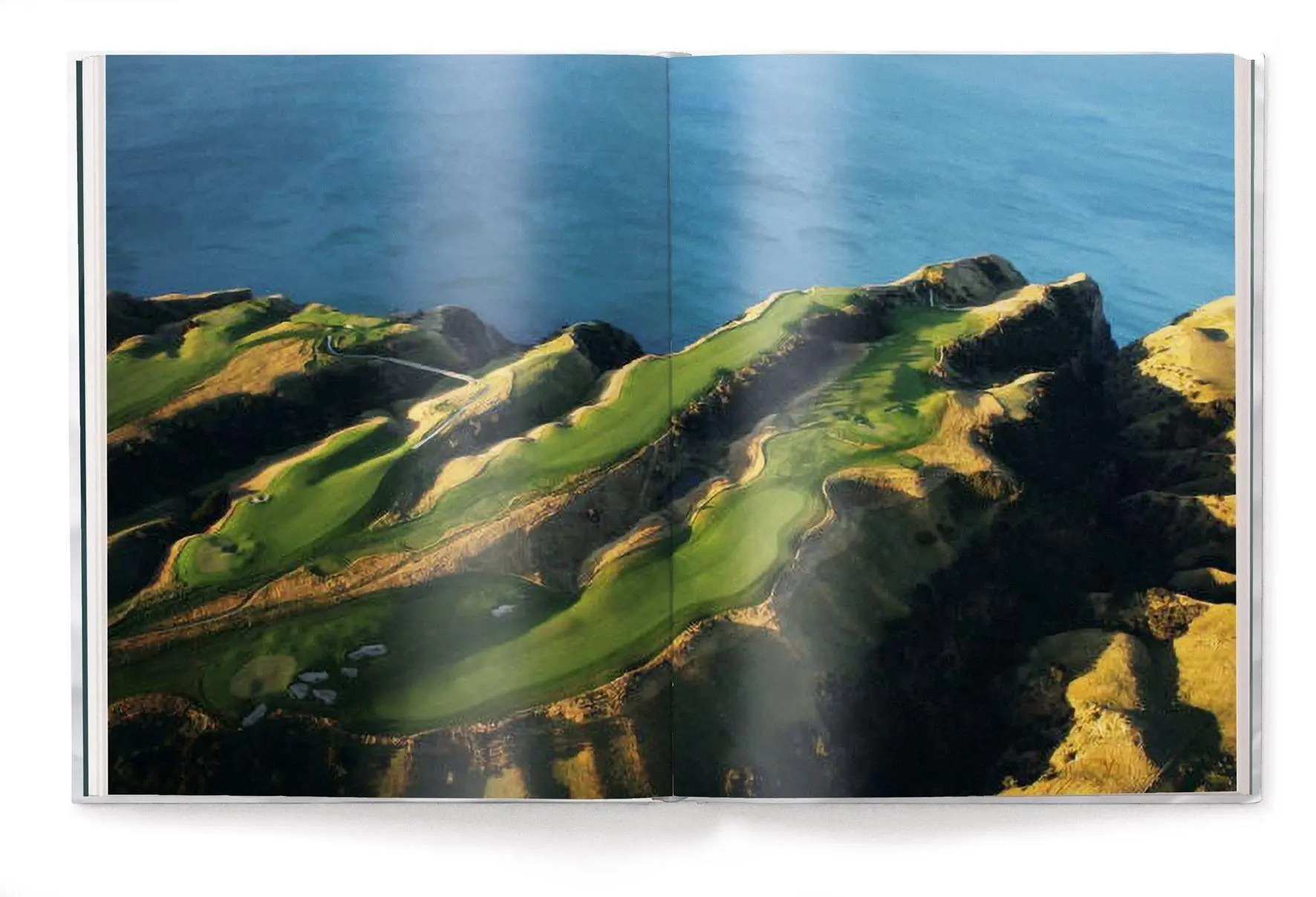 Bild: 9783961717484 | GOLF | A Tribute to Golf's Finest Destinations, Gear, and Icons | Buch