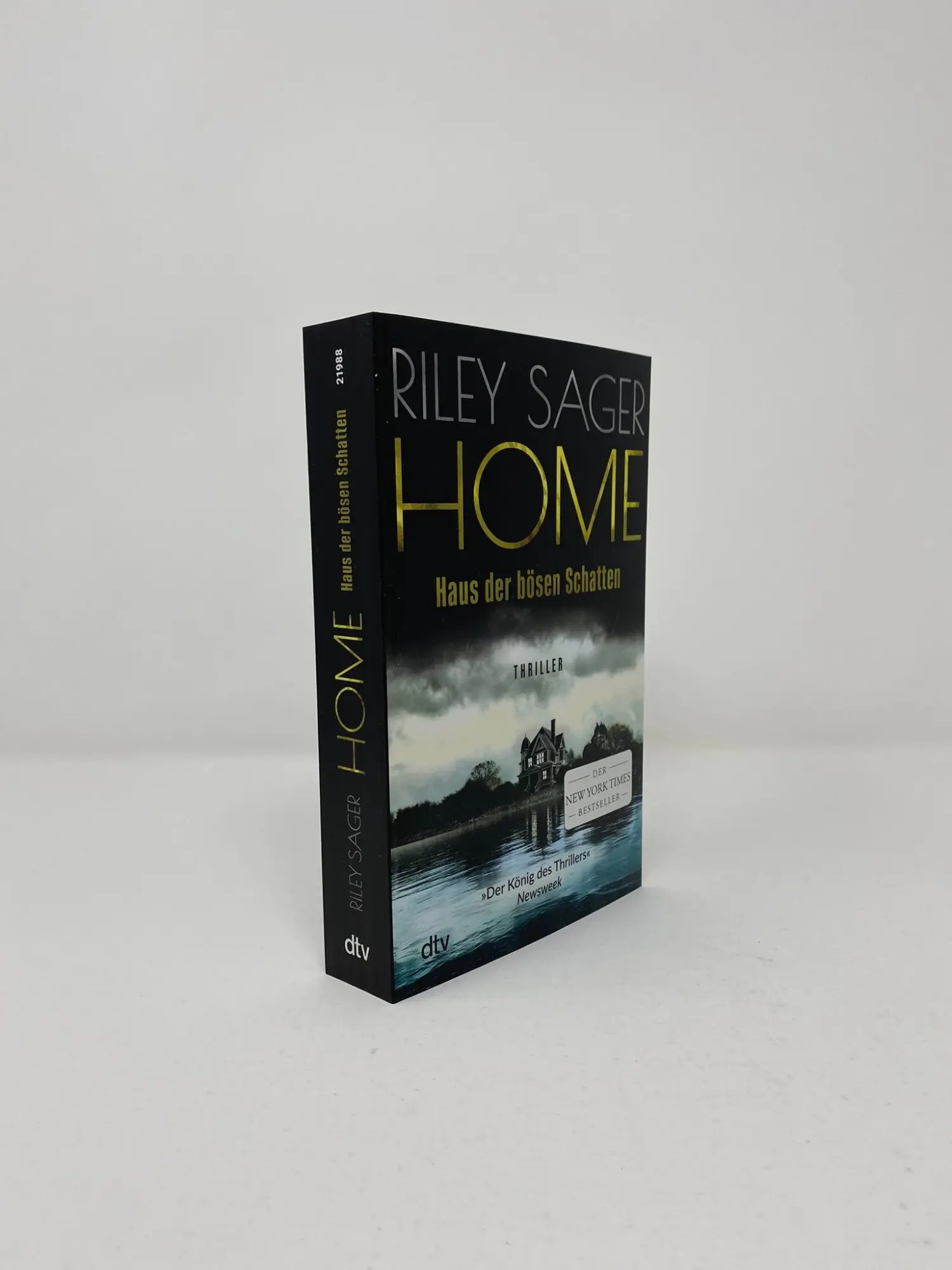 Bild: 9783423219884 | HOME - Haus der bösen Schatten | Riley Sager | Taschenbuch | 448 S.