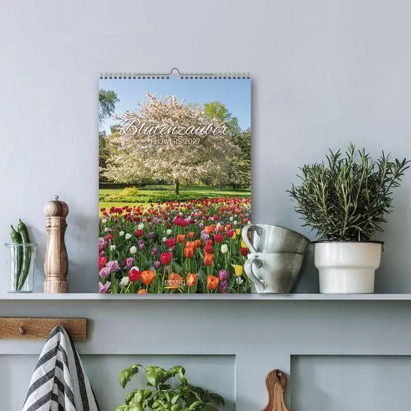 Bild: 9783819300585 | Blütenzauber 2027 | Verlag Korsch | Kalender | Spiralbindung | 13 S.