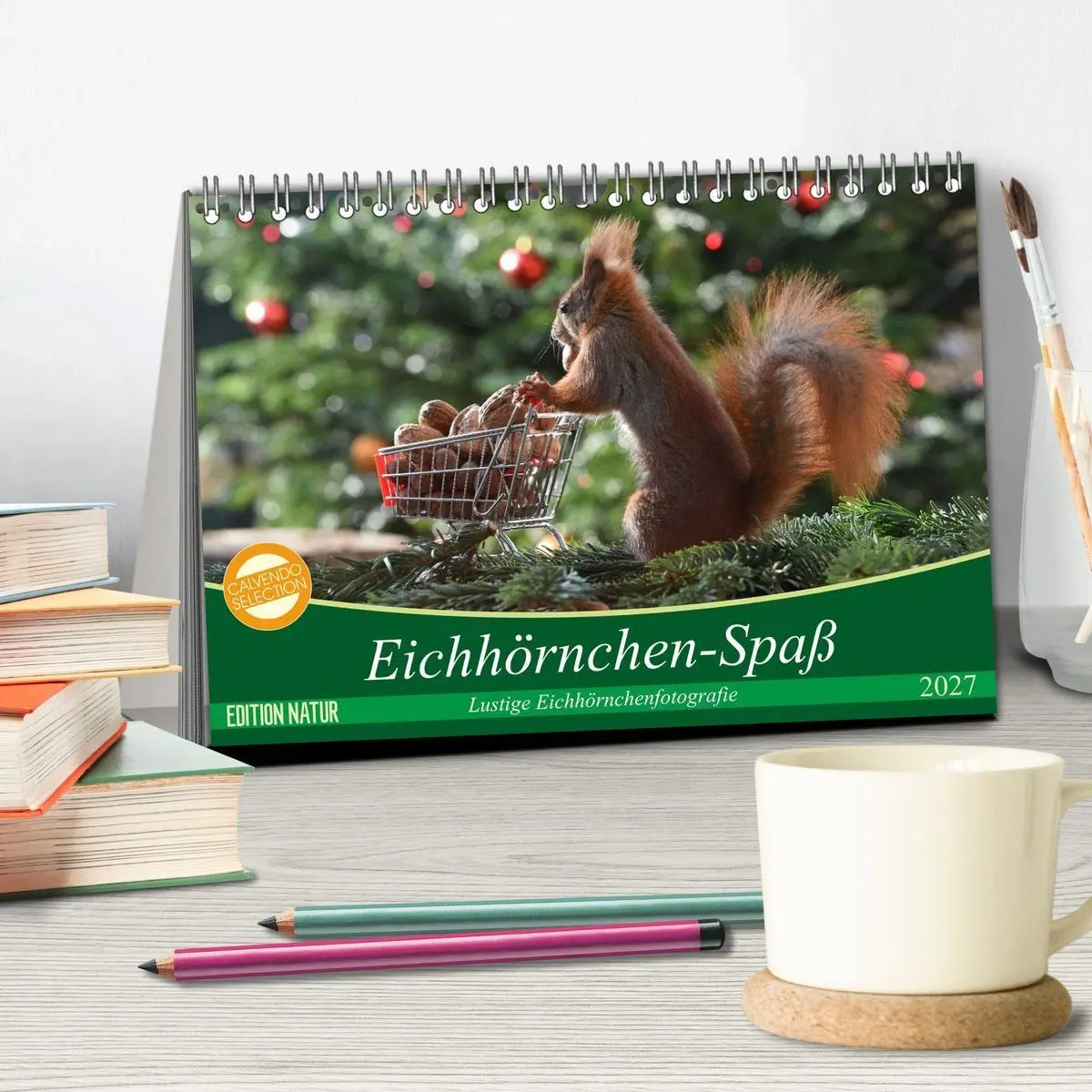 Bild: 9783569971585 | Eichhörnchen-Spaß (Tischkalender 2027 DIN A5 quer), CALVENDO...