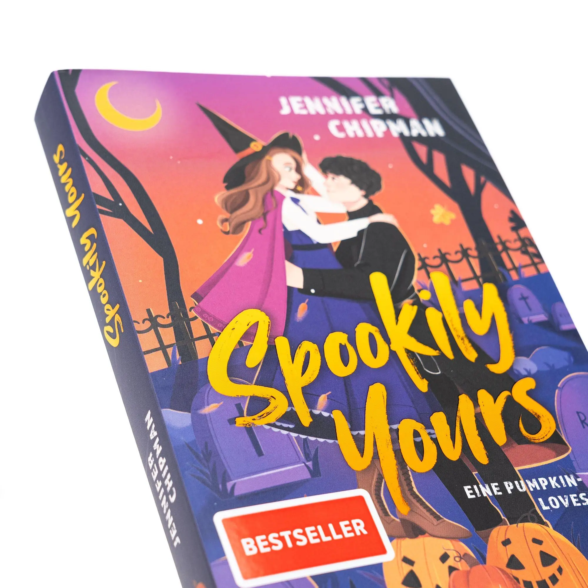 Bild: 9783365012185 | Spookily Yours | Jennifer Chipman | Taschenbuch | 256 S. | Deutsch