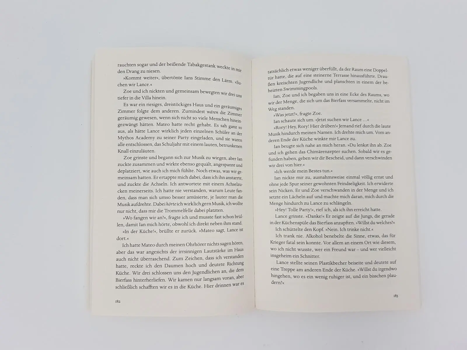 Bild: 9783492282185 | Bitterfrost | Mythos Academy Colorado 1 | Jennifer Estep | Taschenbuch
