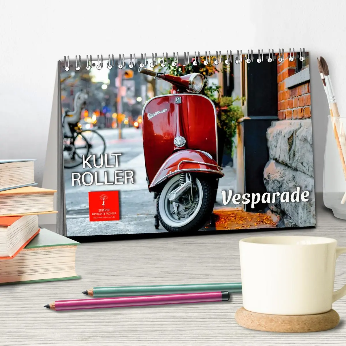 Bild: 9783457554685 | Kult Roller - Vesparade (Tischkalender 2026 DIN A5 quer), CALVENDO...