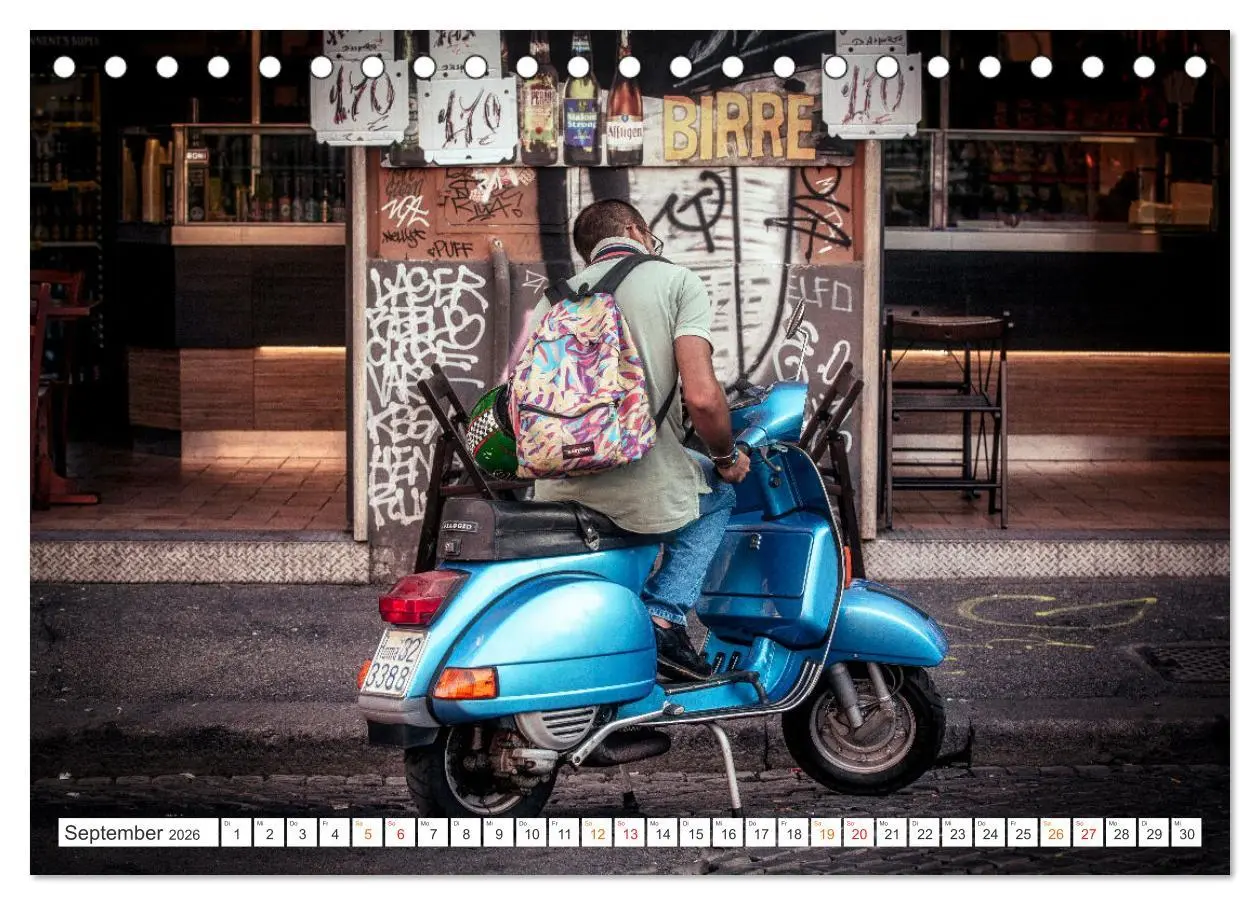 Bild: 9783457554685 | Kult Roller - Vesparade (Tischkalender 2026 DIN A5 quer), CALVENDO...