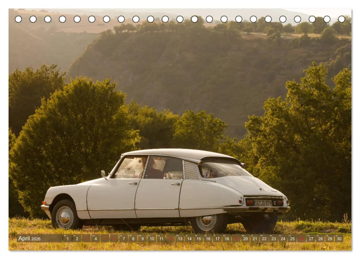 Bild: 9783457764985 | Citroën DS Göttin im Mittelrheintal (Tischkalender 2026 DIN A5...