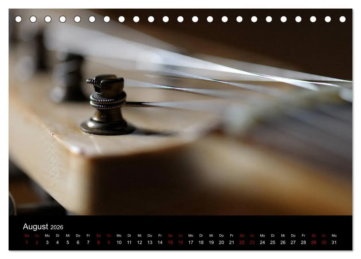 Bild: 9783457895085 | Feinheiten - Alte Gitarren im Detail (Tischkalender 2026 DIN A5...