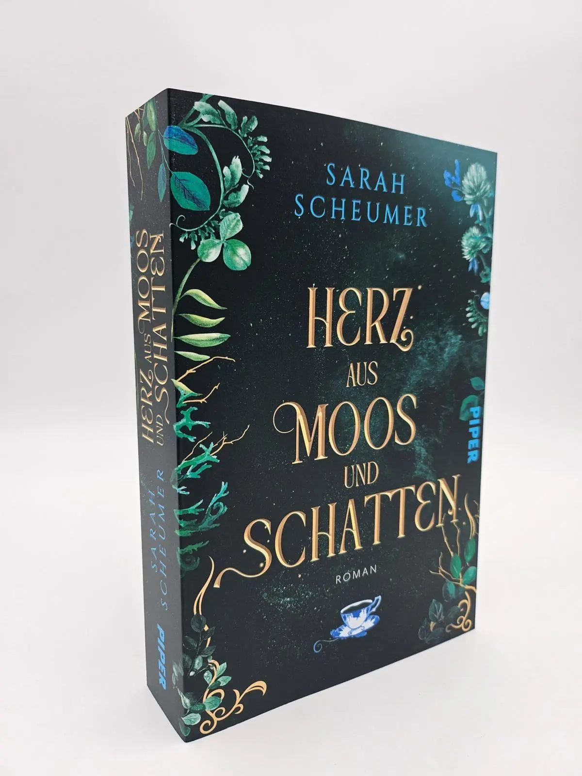 Bild: 9783492707985 | Herz aus Moos und Schatten | Sarah Scheumer | Taschenbuch | 448 S.
