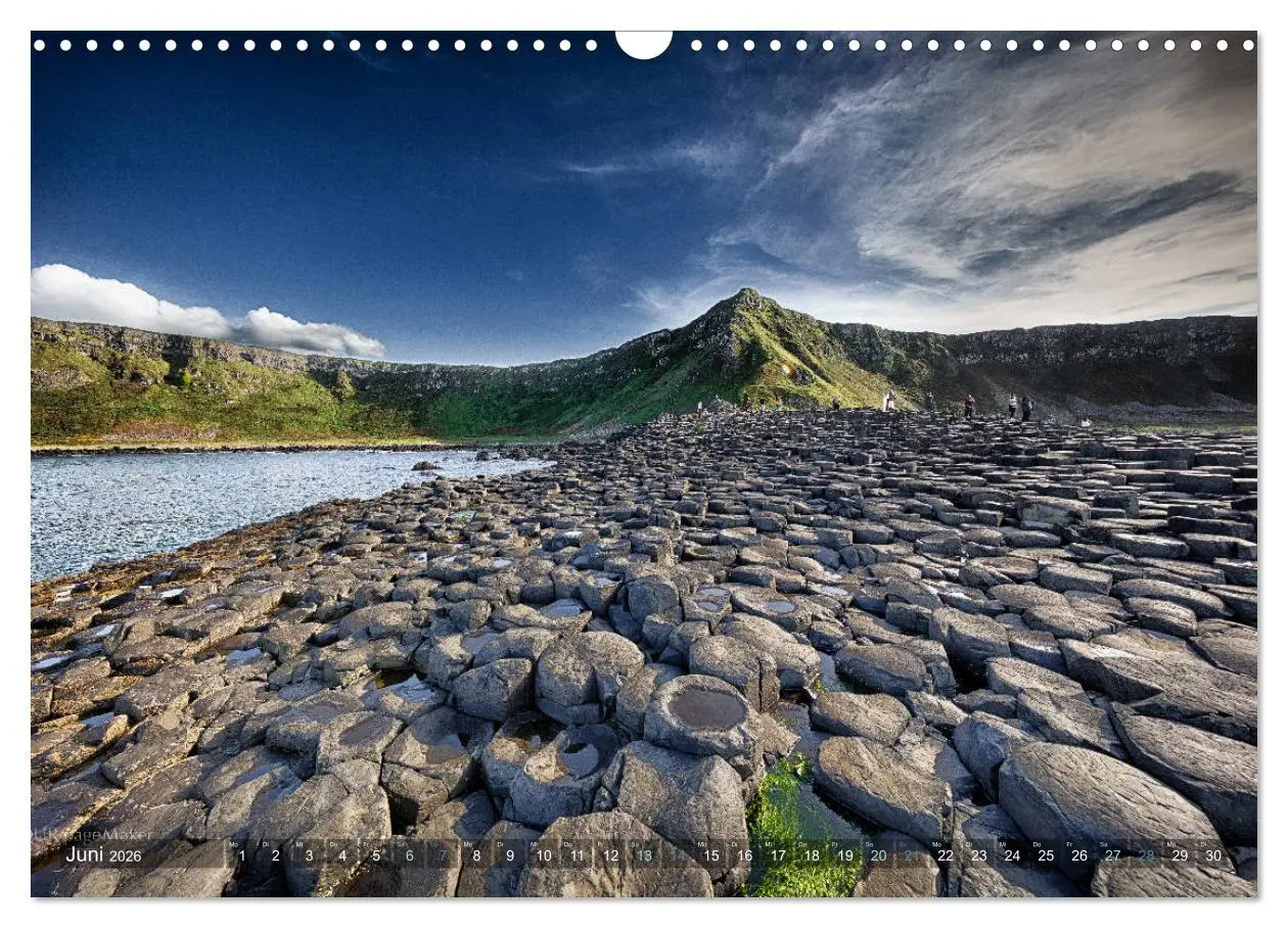 Bild: 9783457808085 | Irland - Zauberhafte Insel in grün (Wandkalender 2026 DIN A3 quer),...