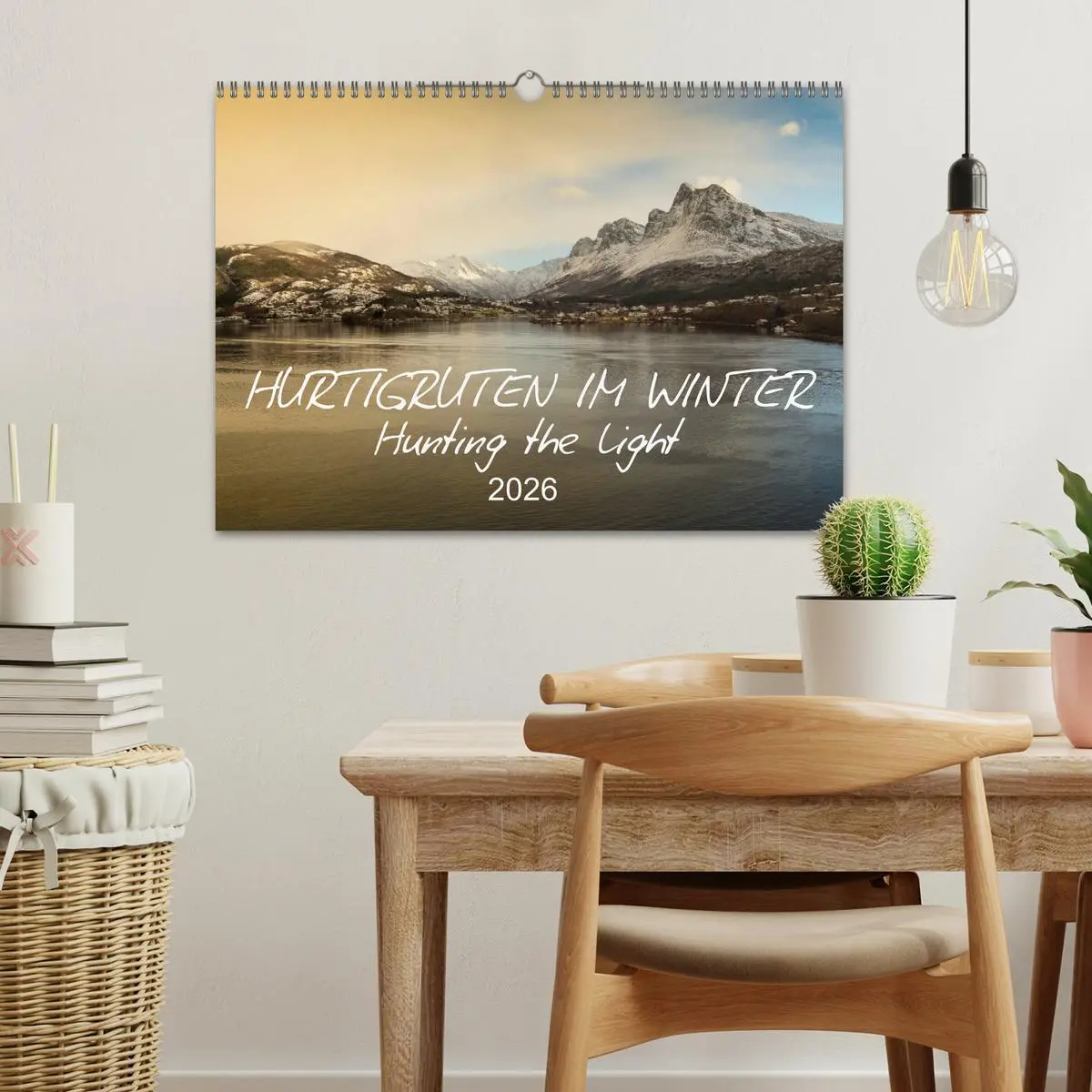 Bild: 9783516238785 | Hurtigruten im Winter - Hunting the light (Wandkalender 2026 DIN A3...