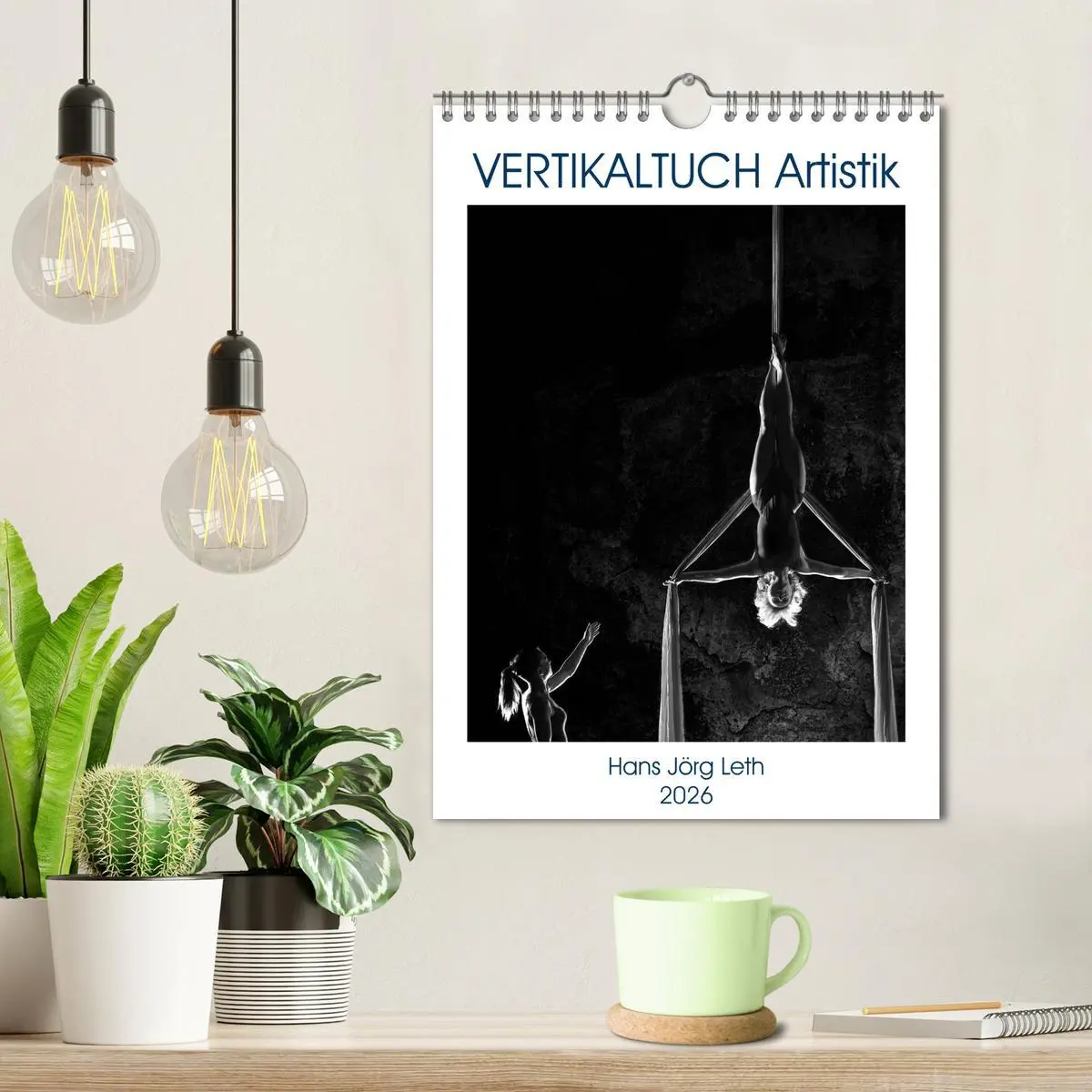Bild: 9783516400786 | VERTIKALTUCH Artistik (Wandkalender 2026 DIN A4 hoch), CALVENDO...