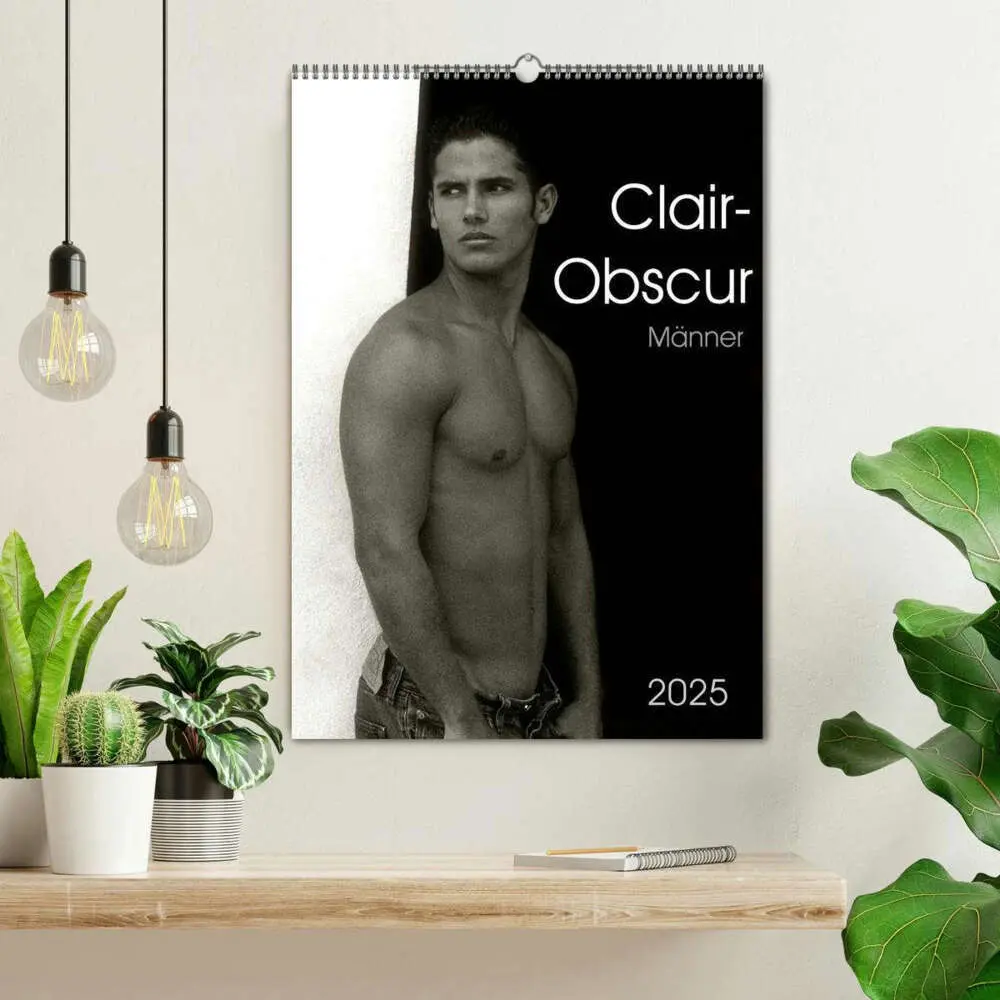 Bild: 9783457031186 | Clair-Obscur Männer 2025 (Wandkalender 2025 DIN A2 hoch), CALVENDO...