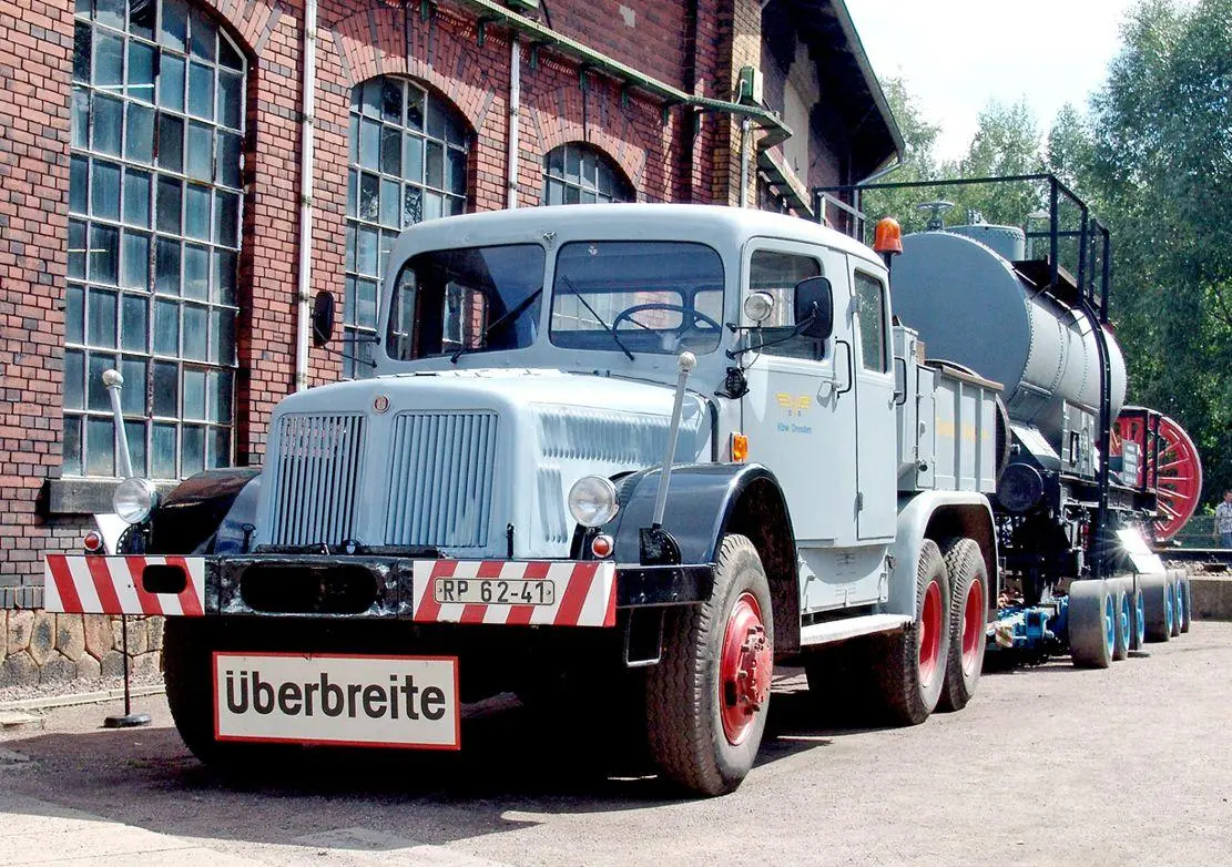 Bild: 9783751611886 | Tschechische Lastwagen 1950 bis 1990 | Skoda-LIAZ, Tatra &amp; Co. | Buch